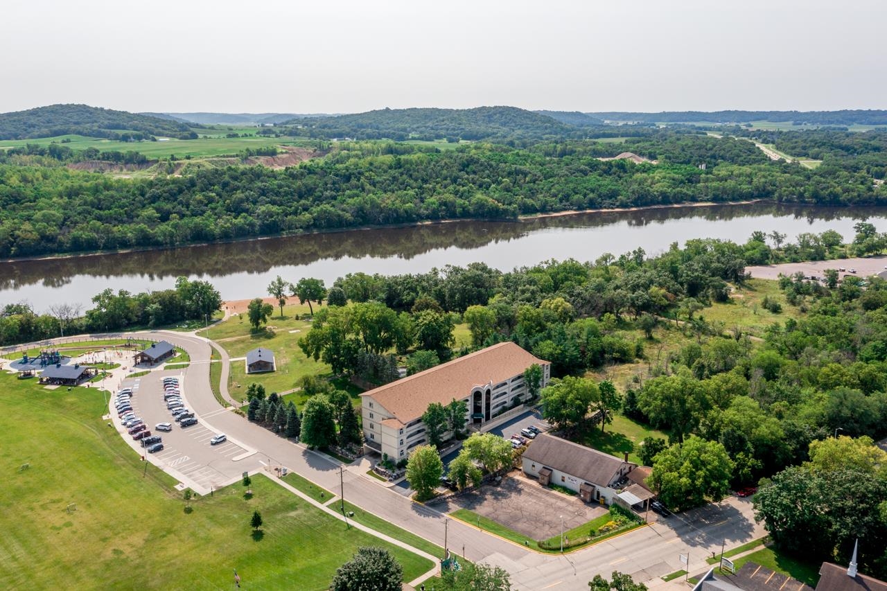 50 Hemlock Street 18