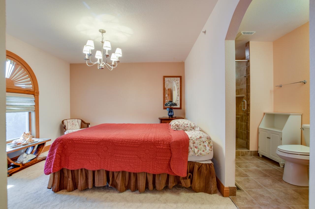 50 Hemlock Street 18