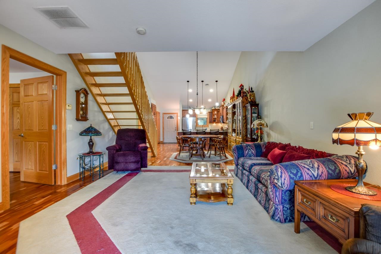 50 Hemlock Street 18