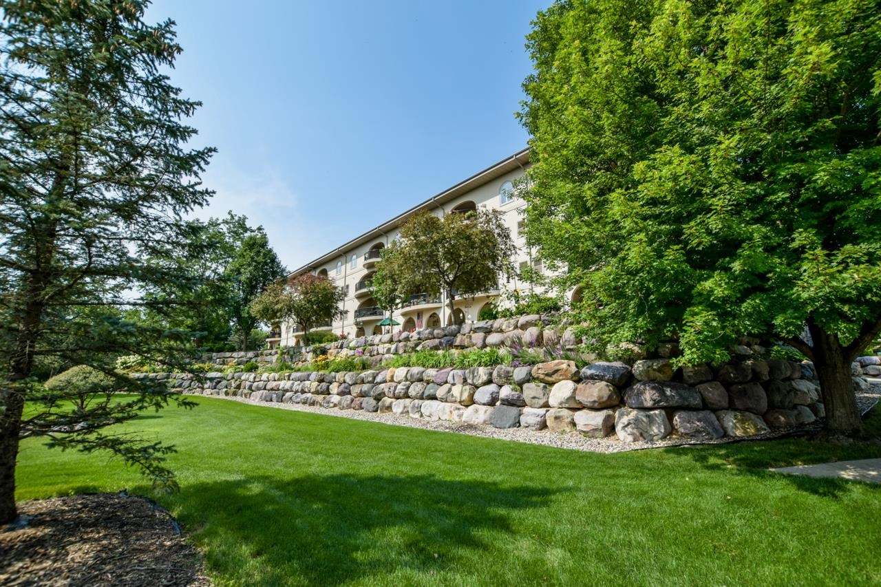 50 Hemlock Street 18