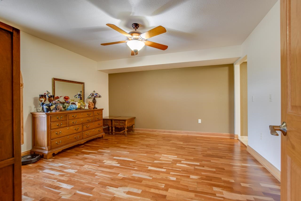 50 Hemlock Street 18