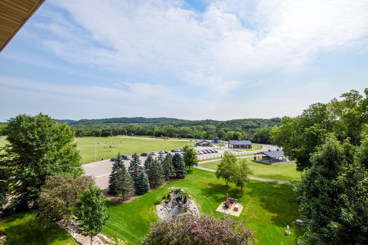 50 Hemlock Street 18