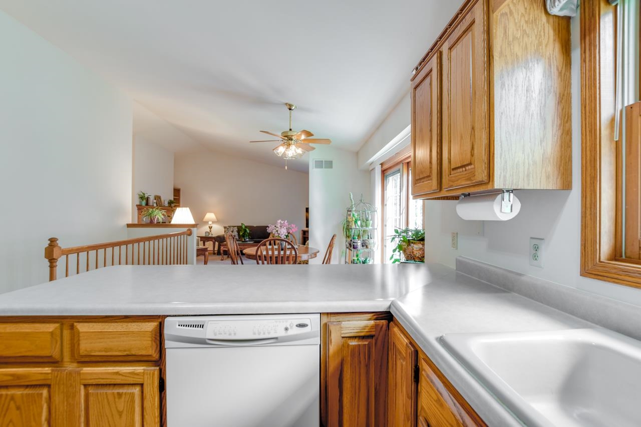 7562 W Village Crest Drive