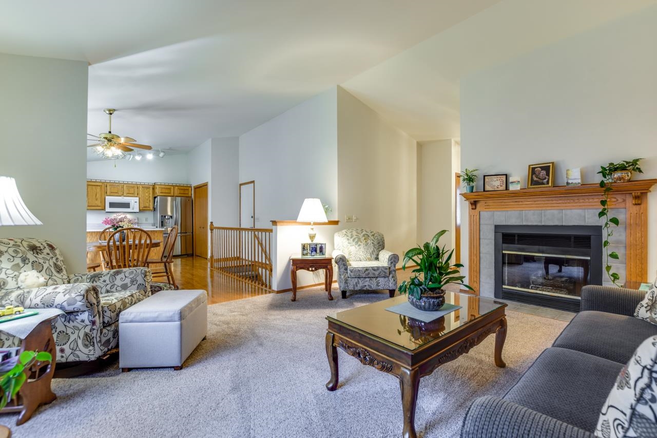 7562 W Village Crest Drive