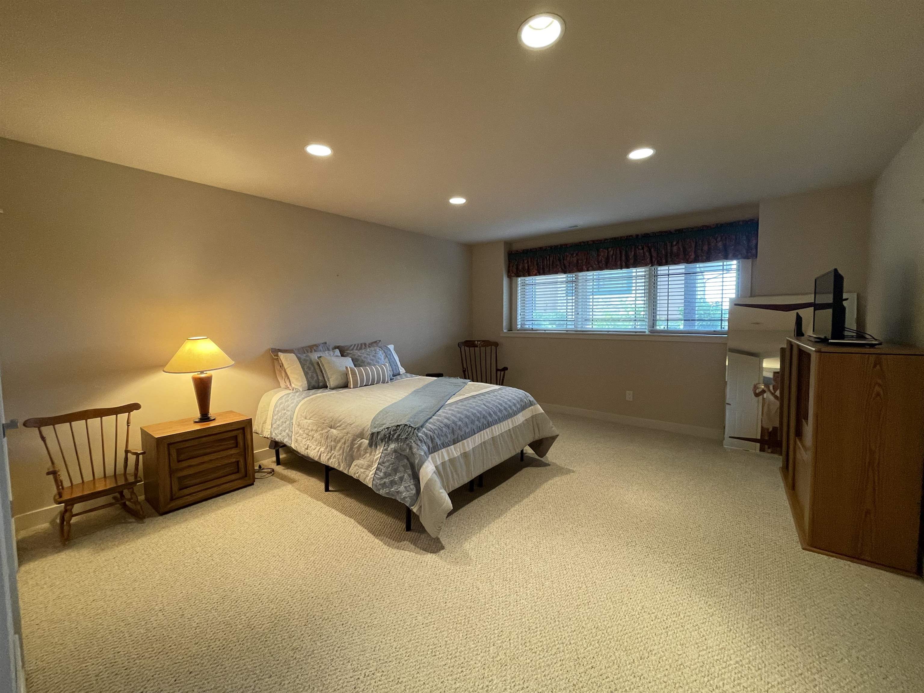 1838 Breezy Trail