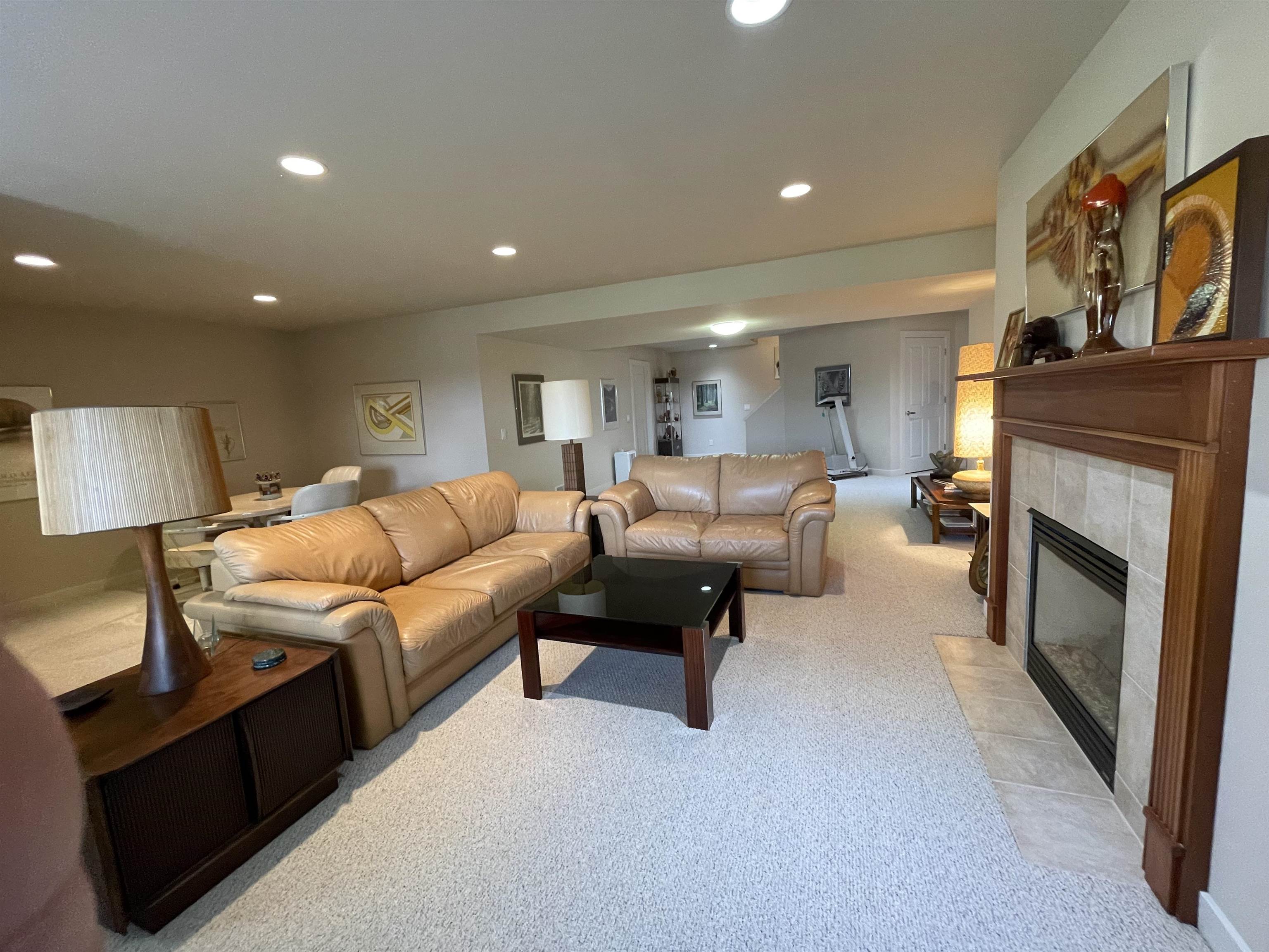 1838 Breezy Trail