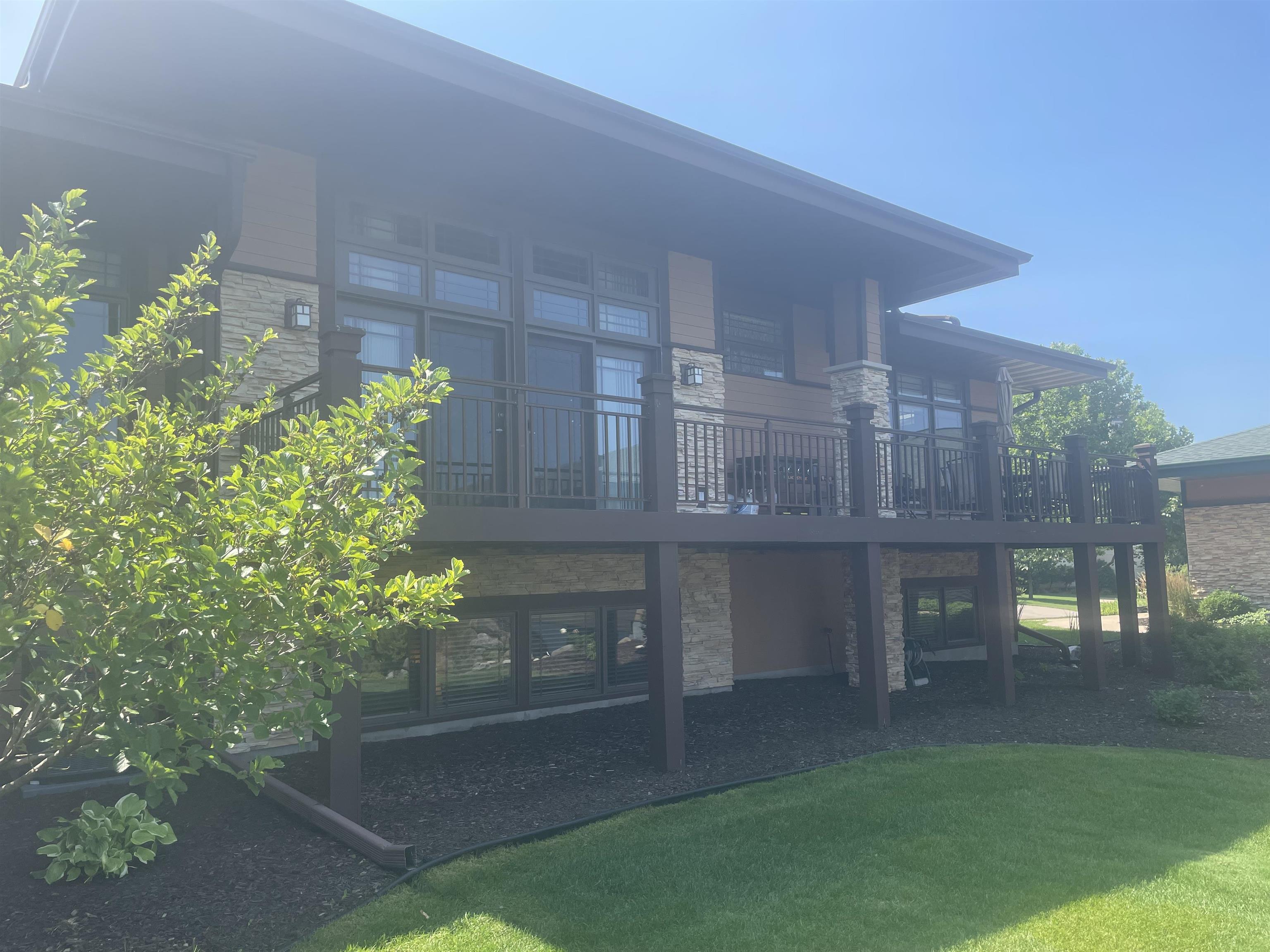 1838 Breezy Trail