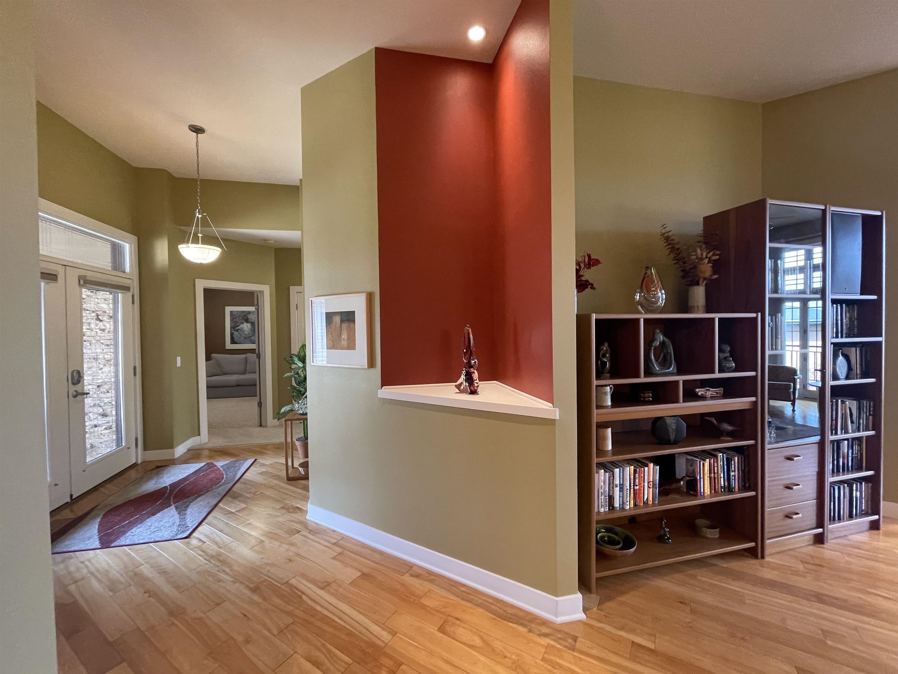 1838 Breezy Trail