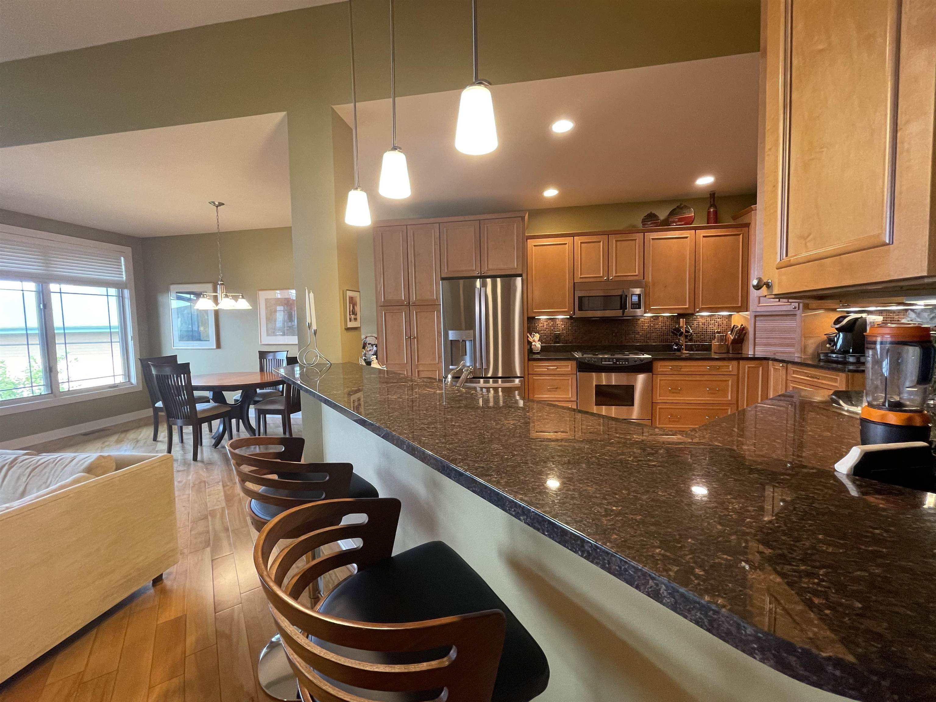 1838 Breezy Trail