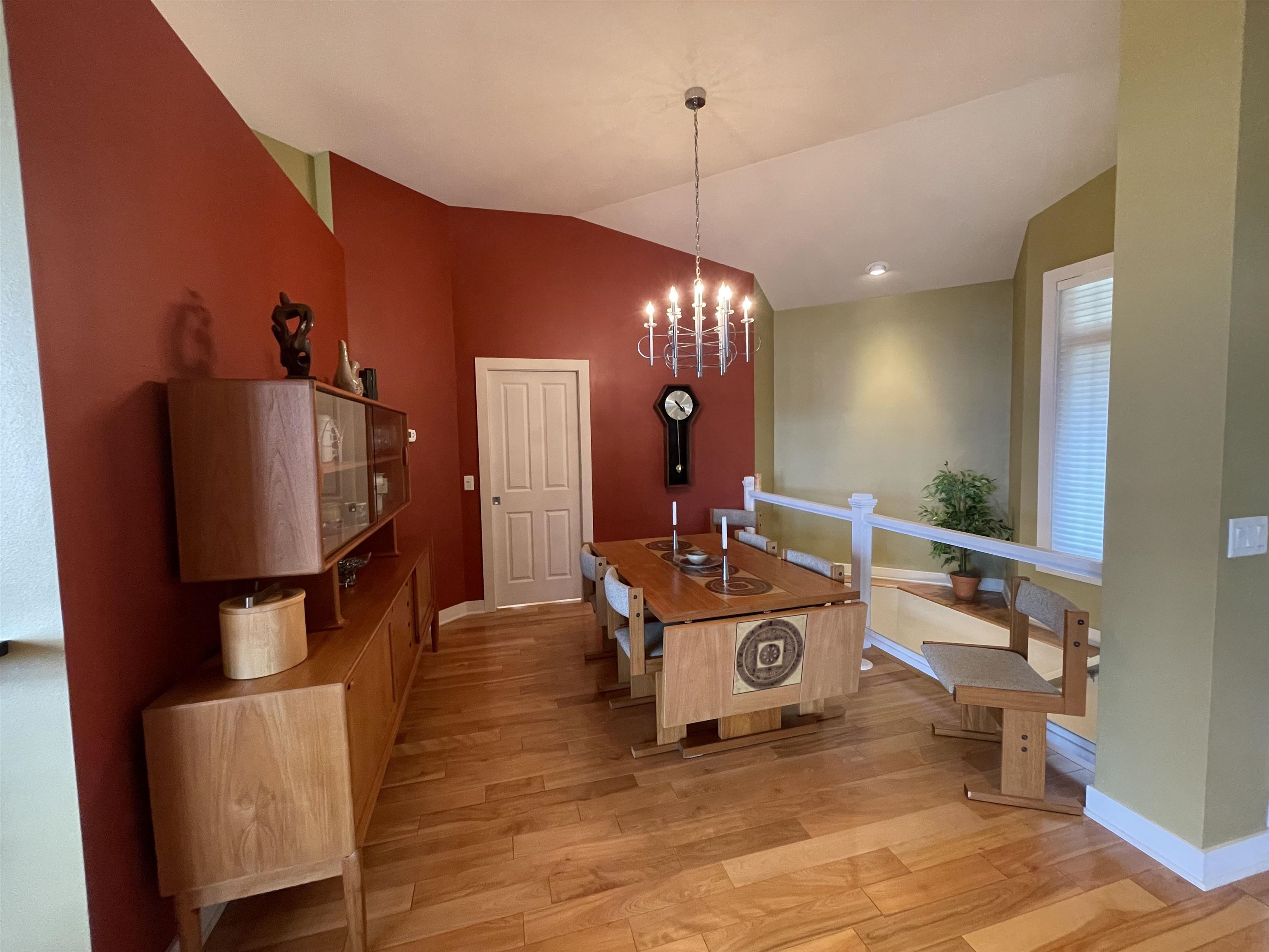 1838 Breezy Trail