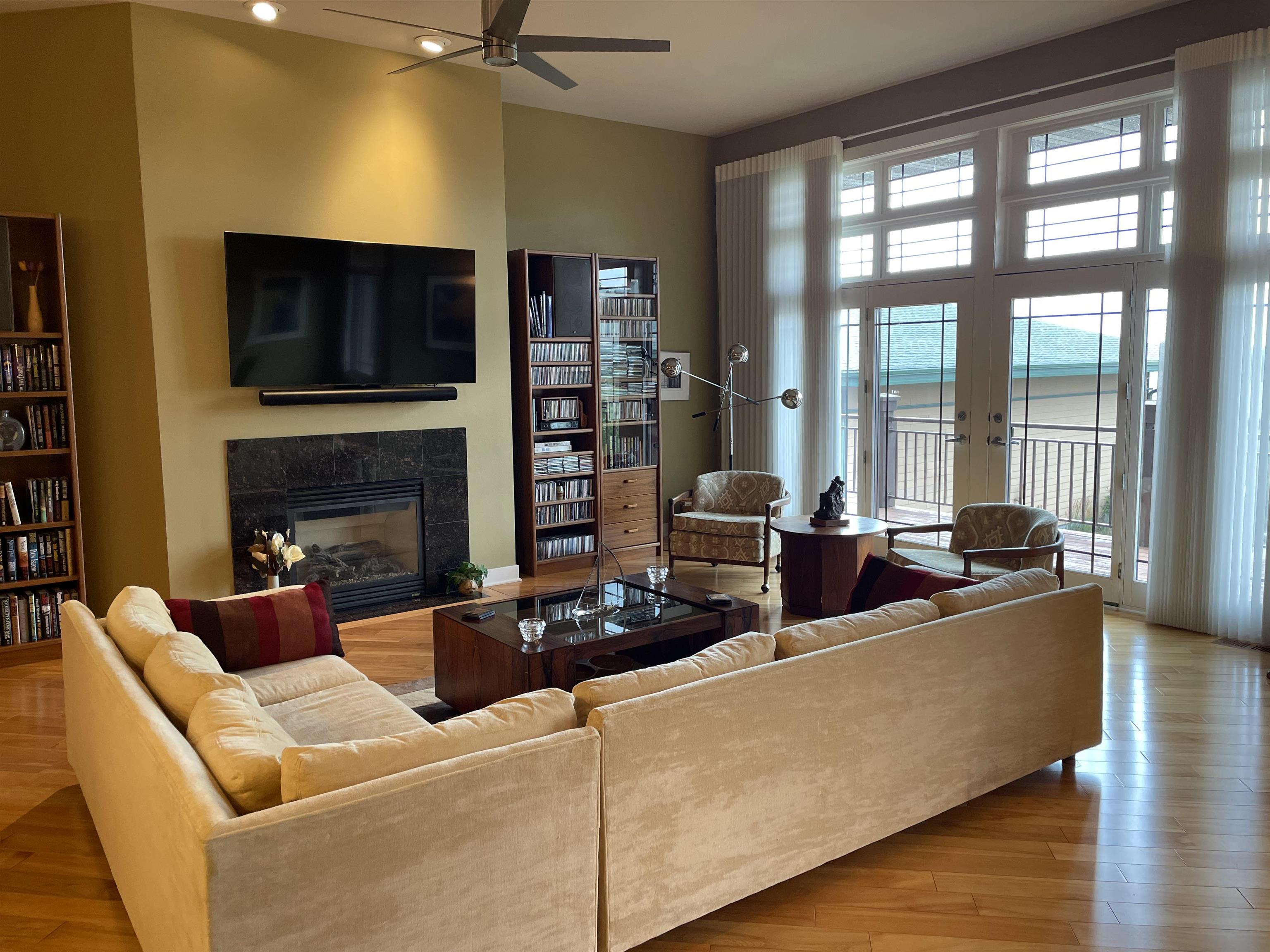 1838 Breezy Trail