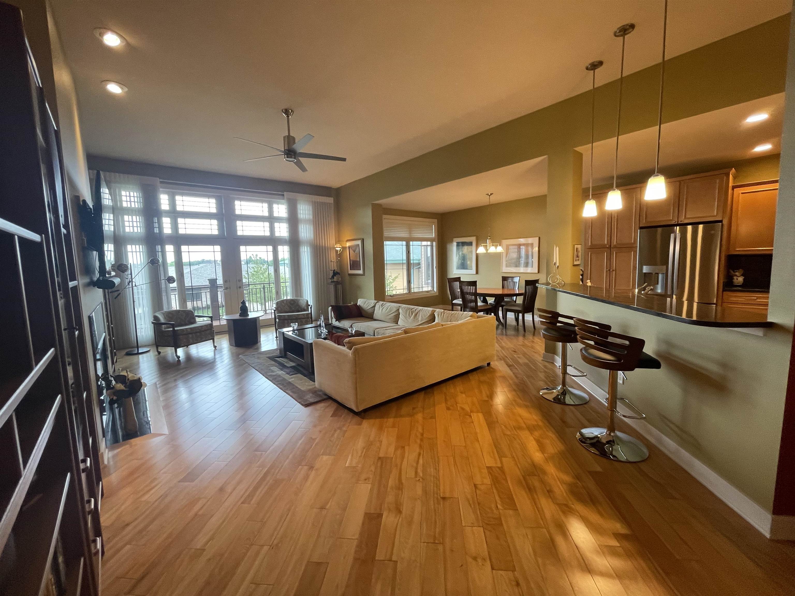 1838 Breezy Trail
