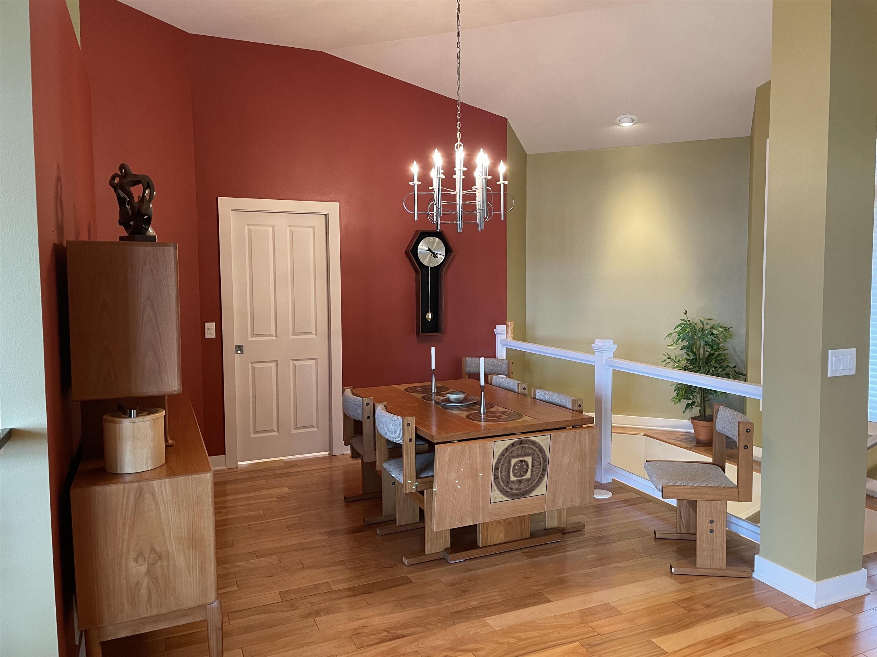 1838 Breezy Trail