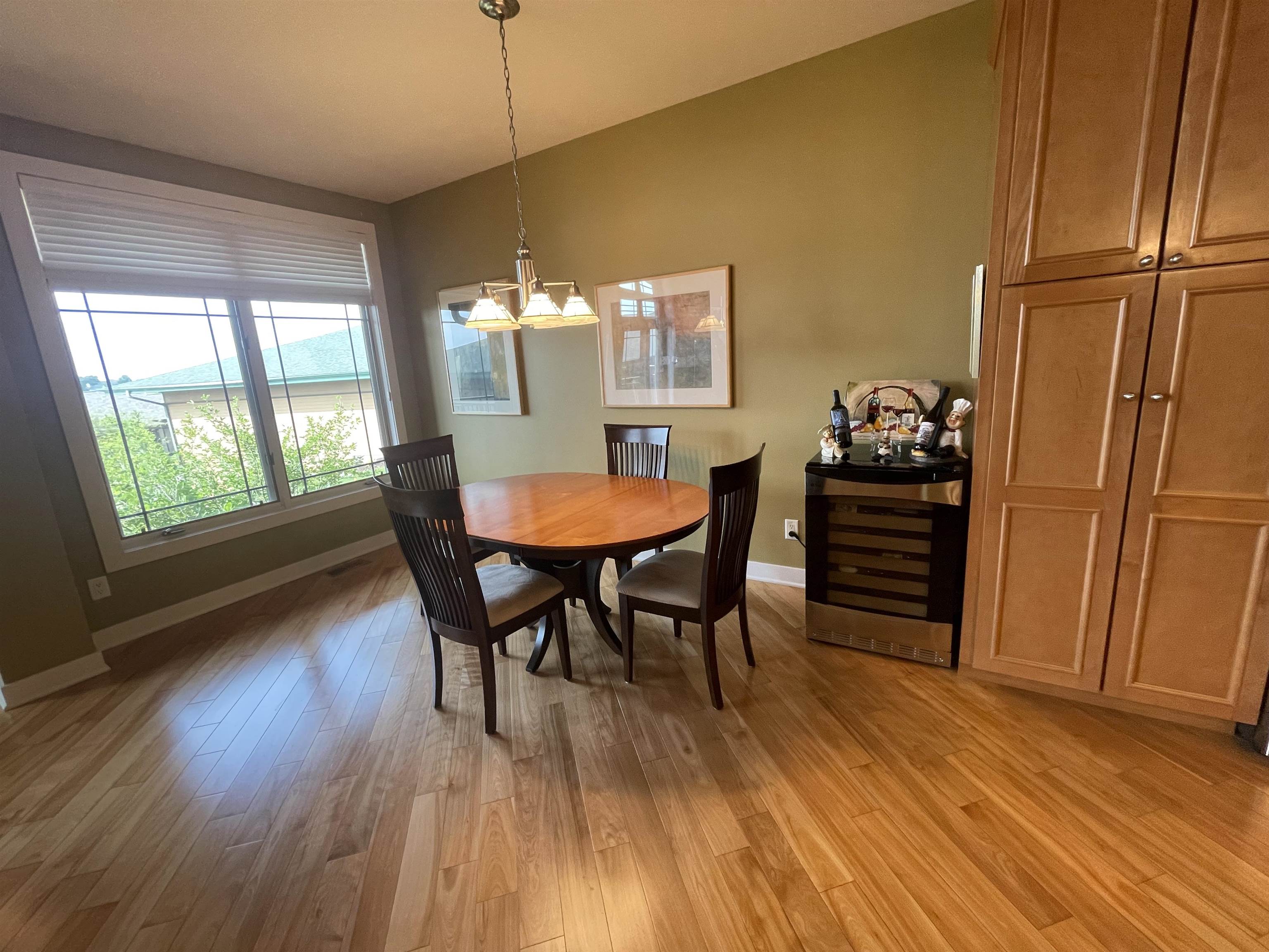 1838 Breezy Trail