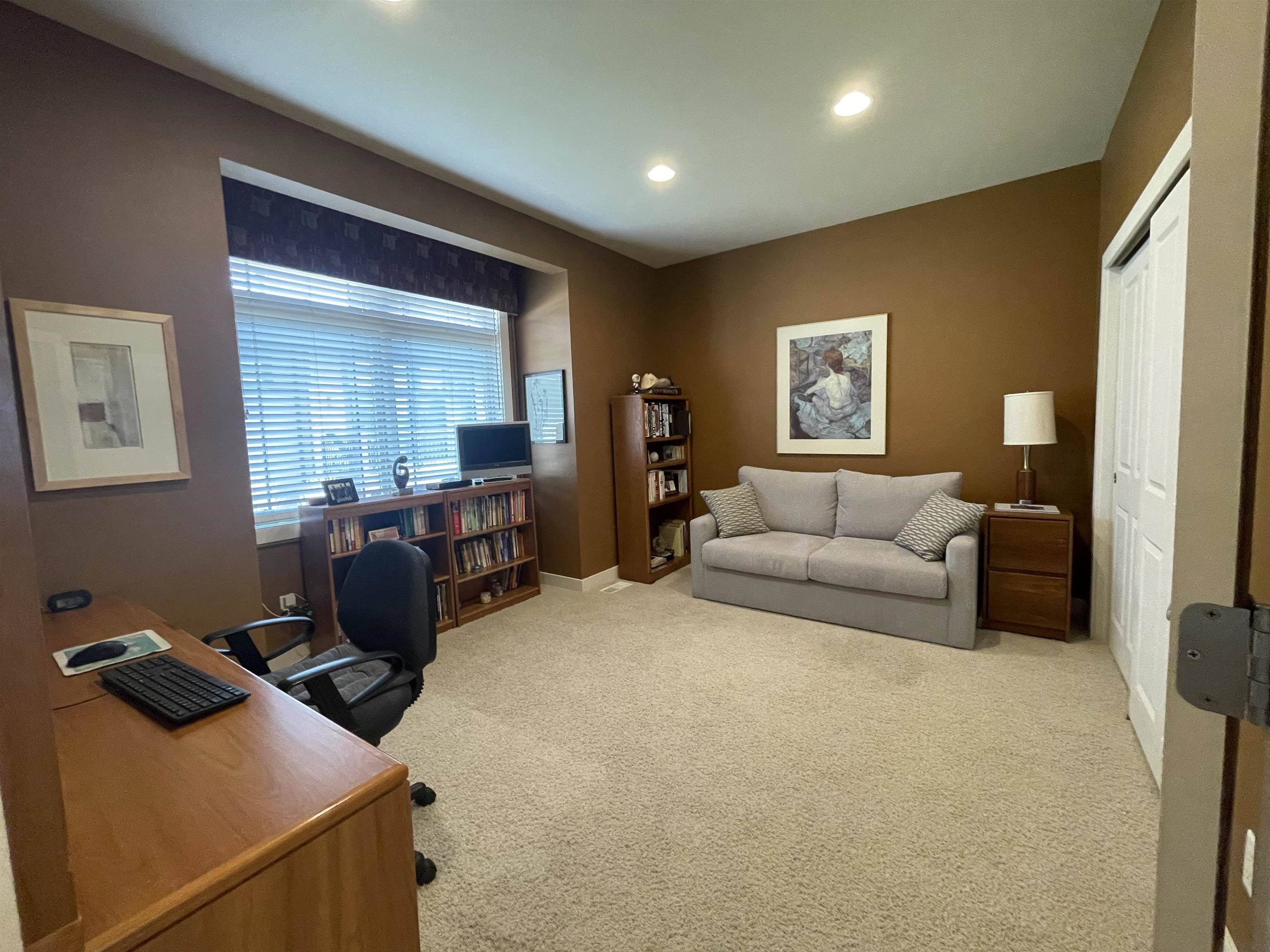 1838 Breezy Trail
