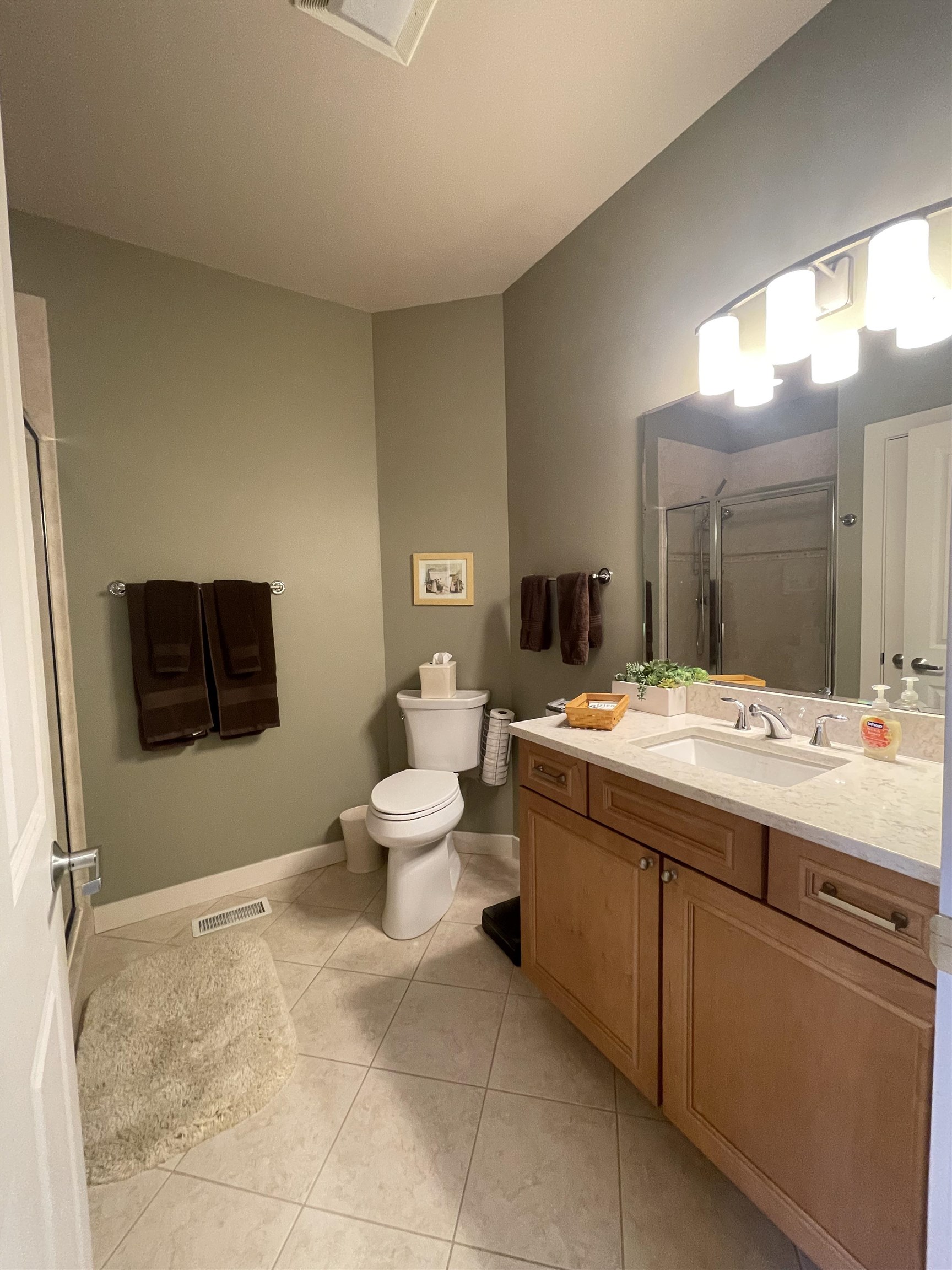 1838 Breezy Trail