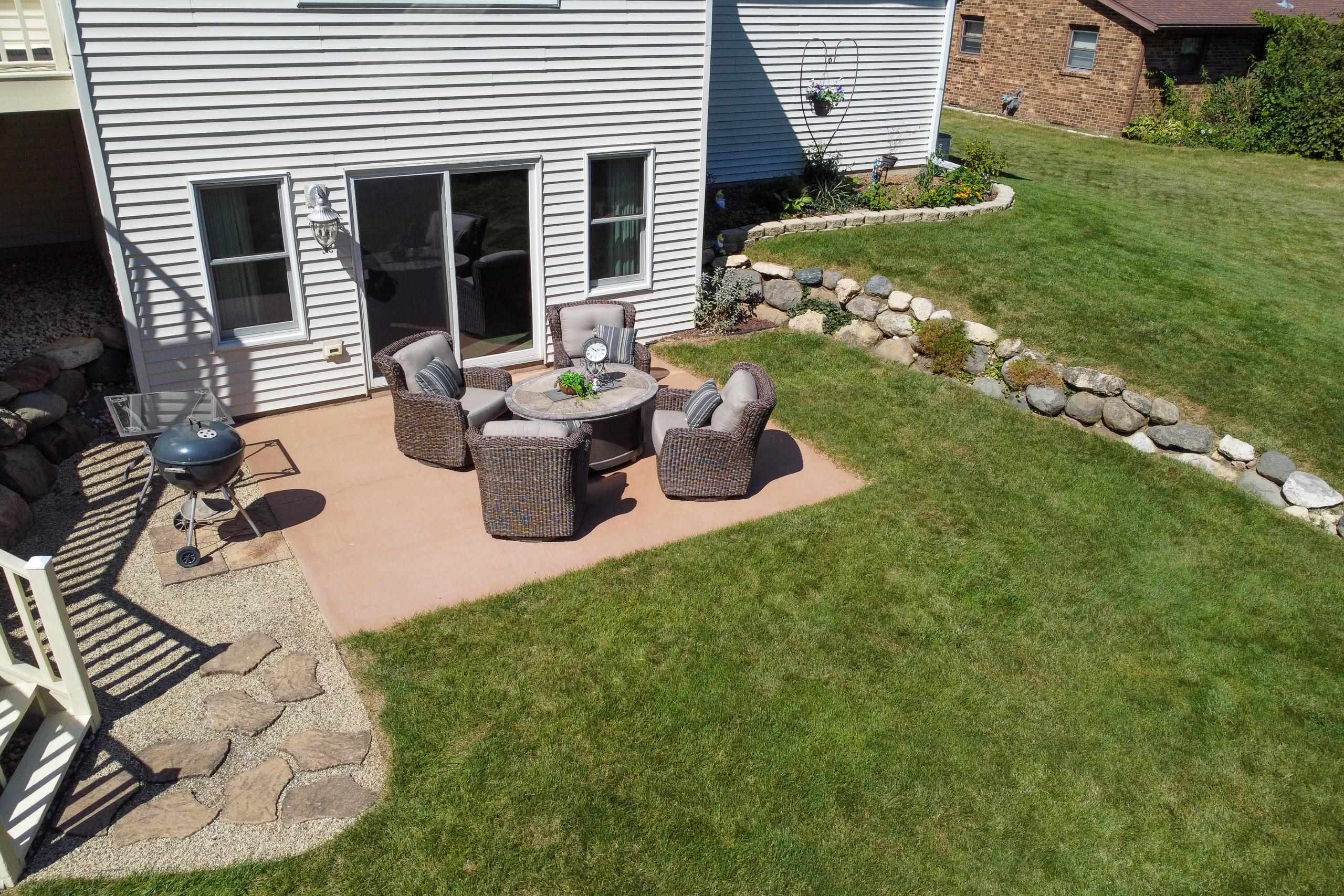 2434 Simpson Court