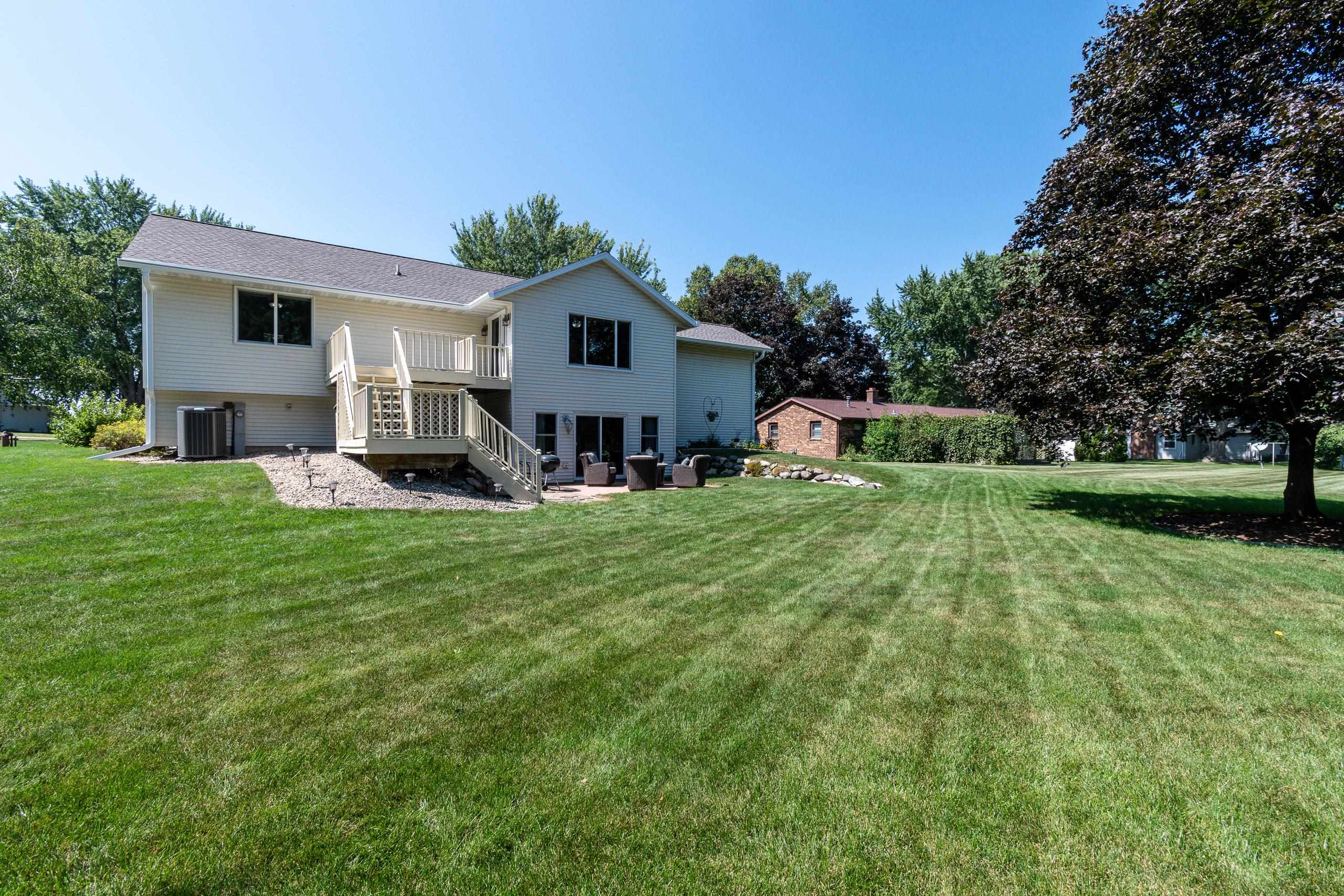 2434 Simpson Court
