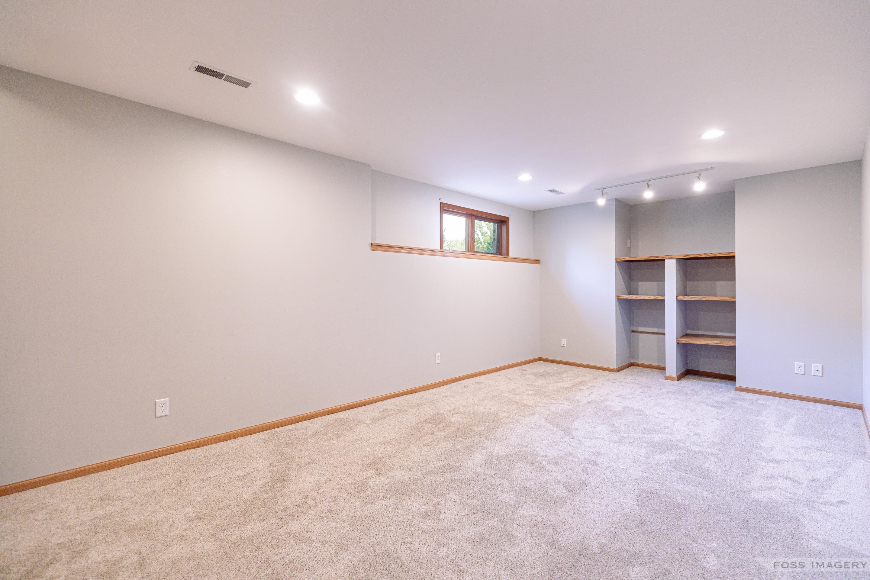 332 Meadowside Drive