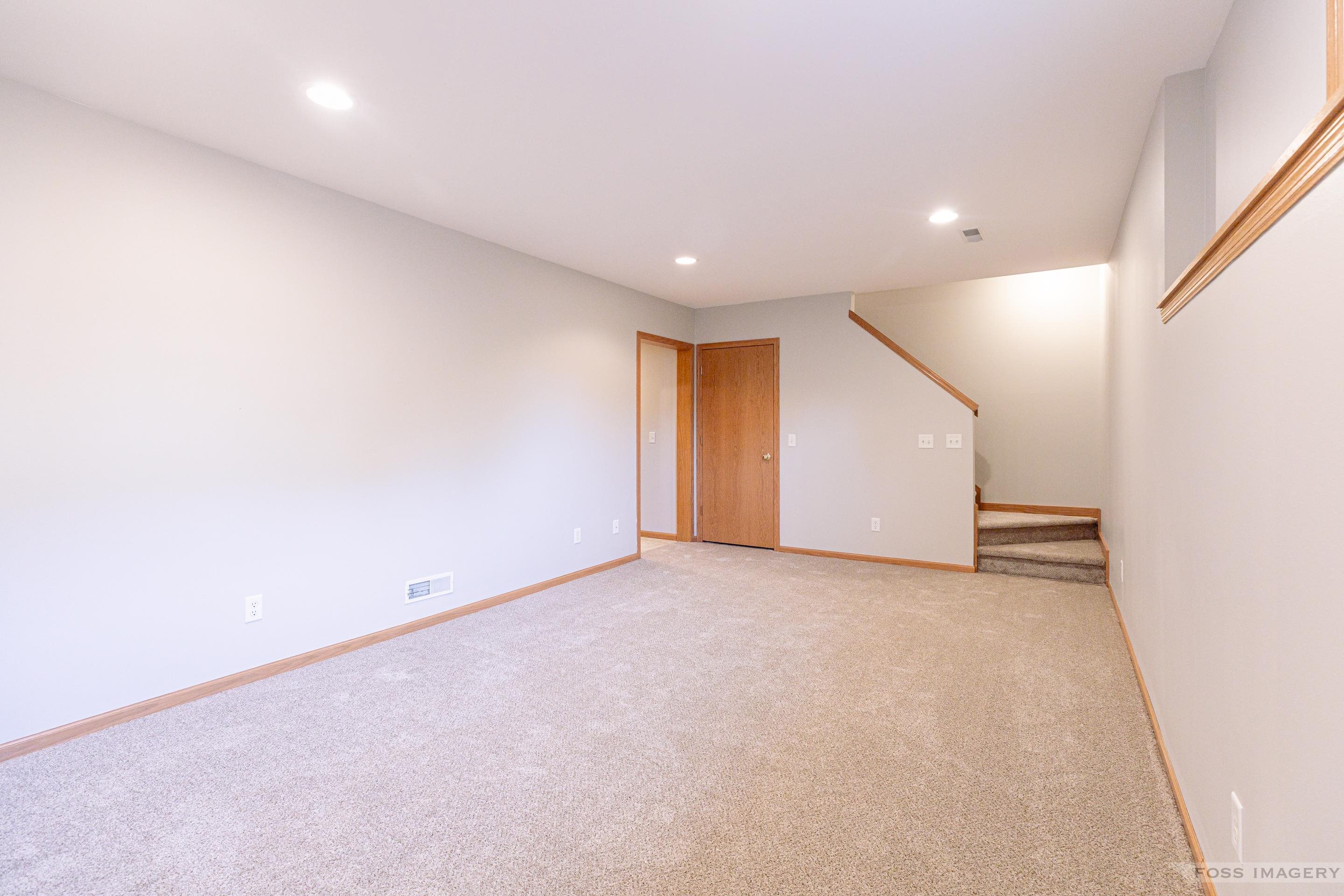 332 Meadowside Drive