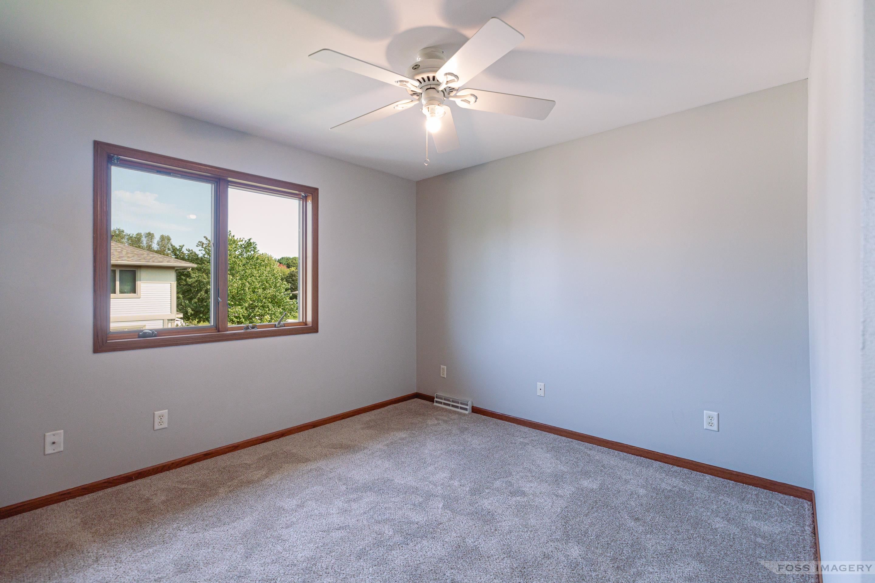 332 Meadowside Drive