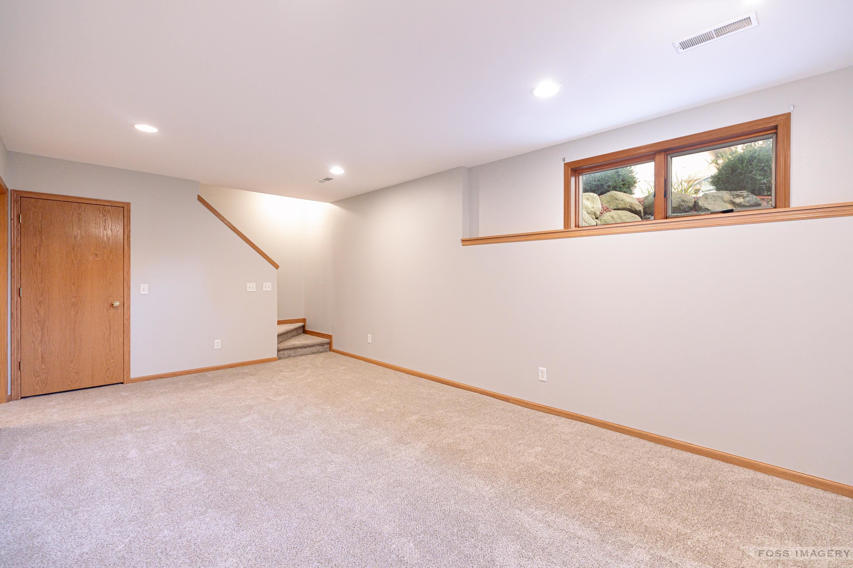 332 Meadowside Drive
