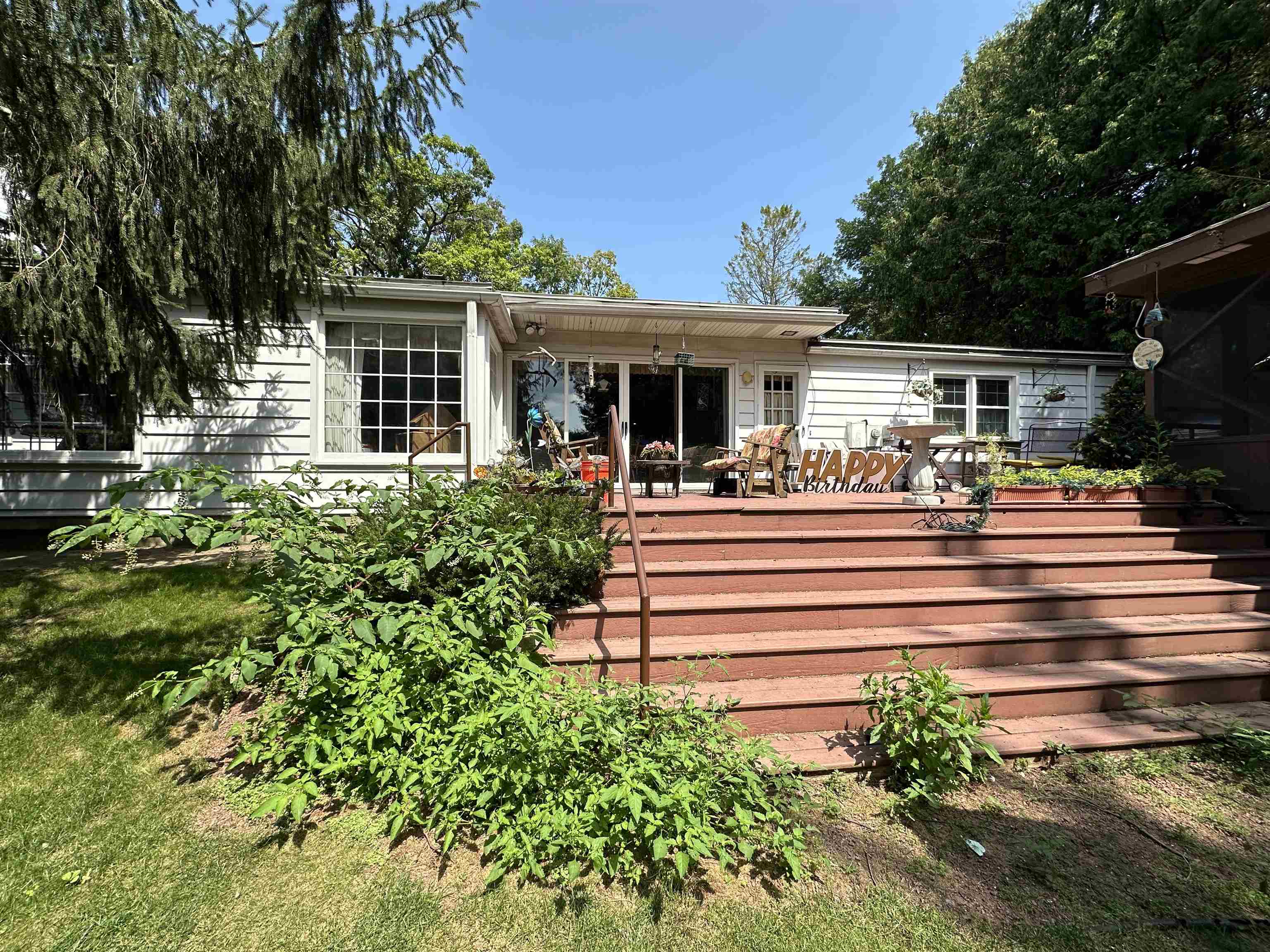 4809 Sherwood Road