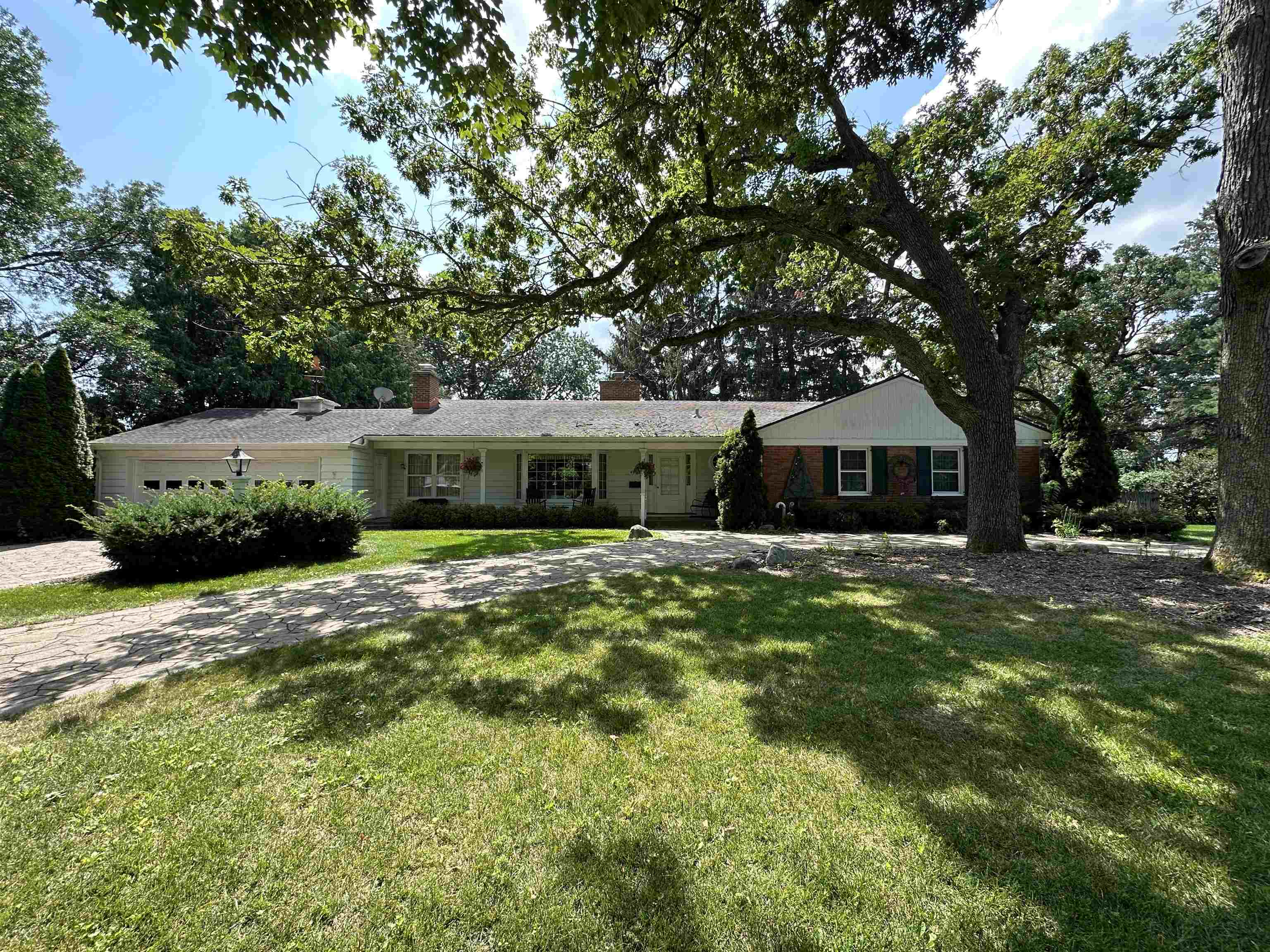 4809 Sherwood Road