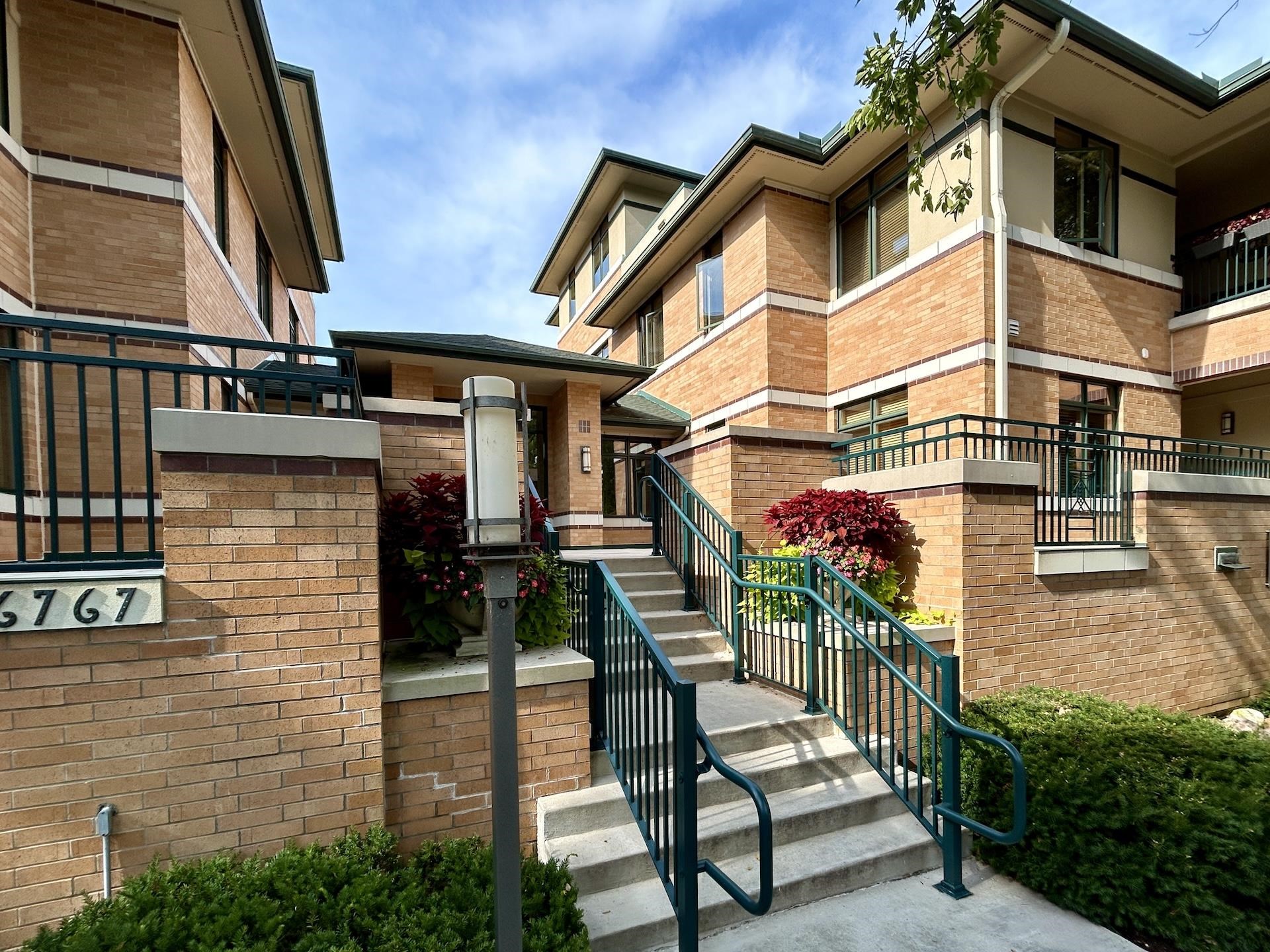 6767 Frank Lloyd Wright Avenue 221