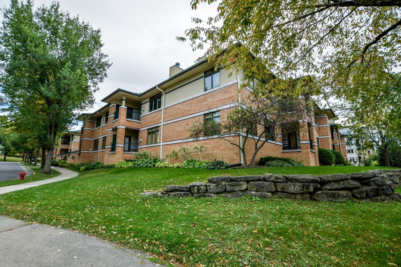 6767 Frank Lloyd Wright Avenue 221