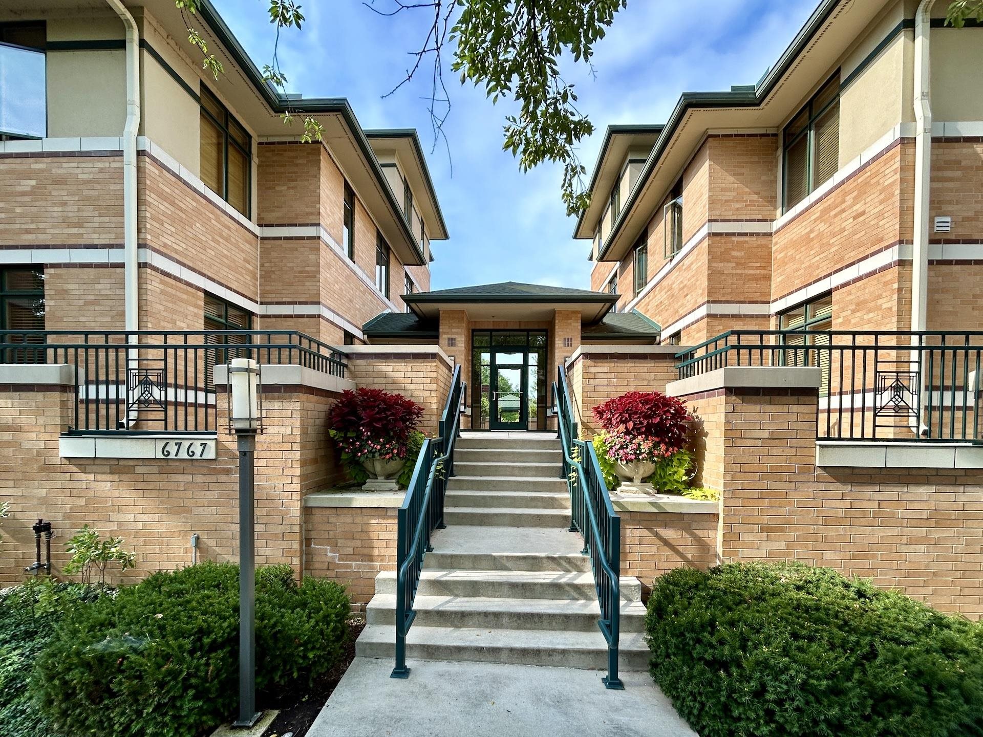 6767 Frank Lloyd Wright Avenue 221
