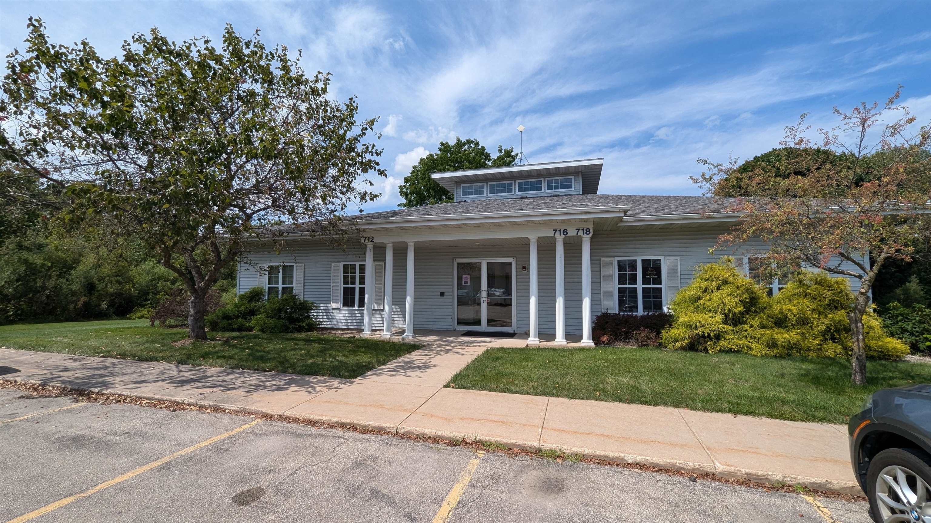 712 Lois Drive