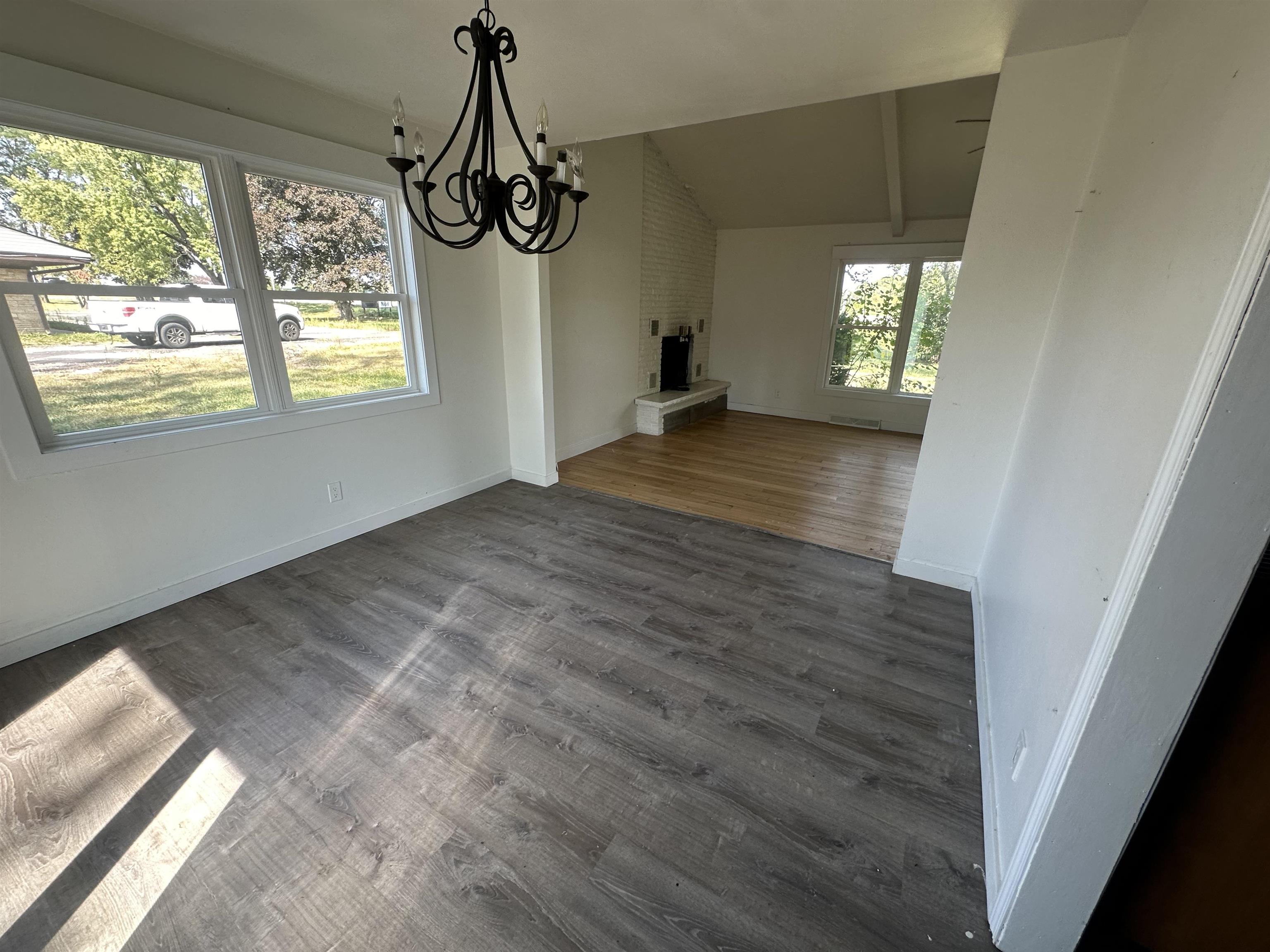 10291-10297 HIGHWAY 14