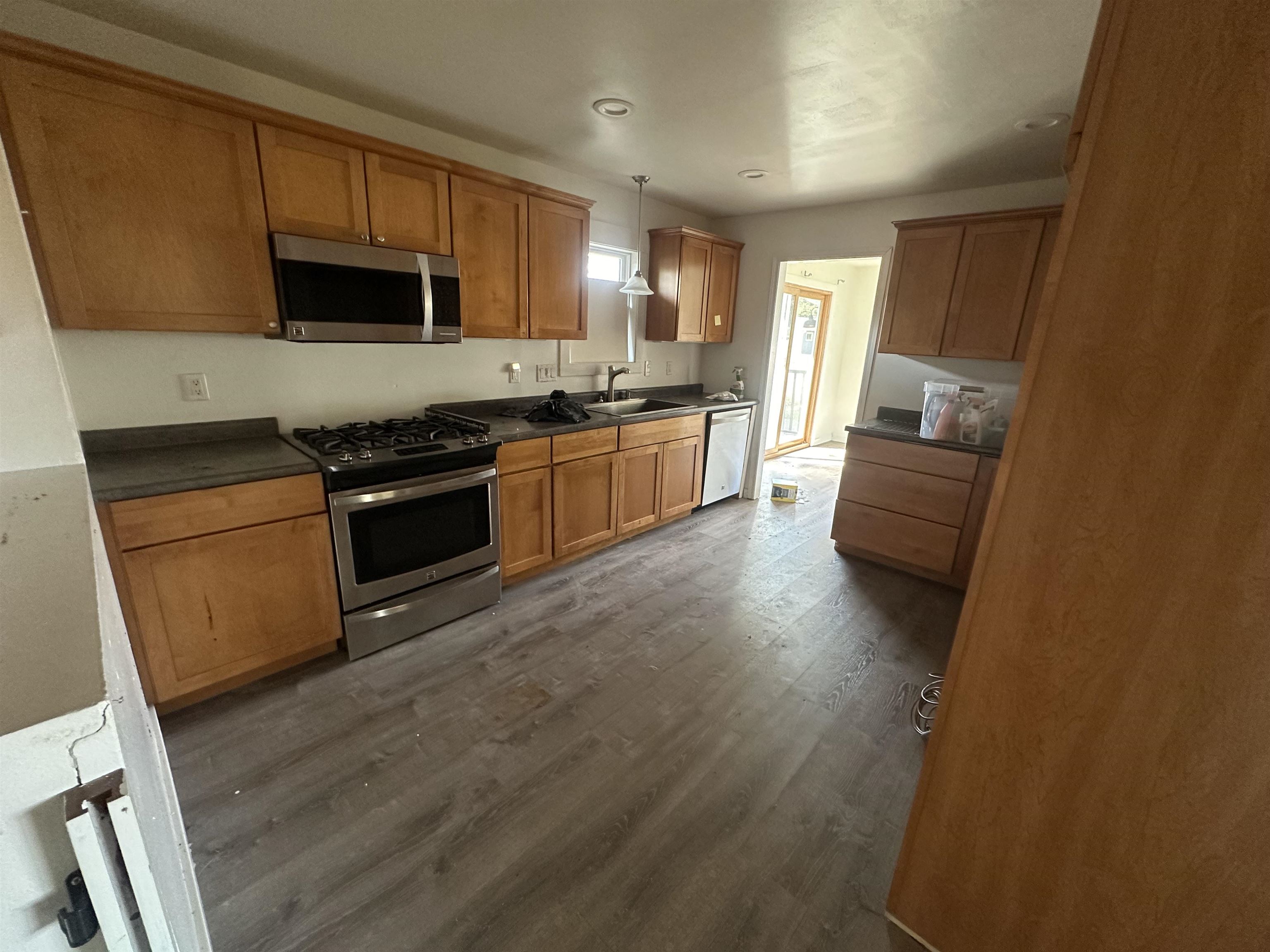 10291-10297 HIGHWAY 14