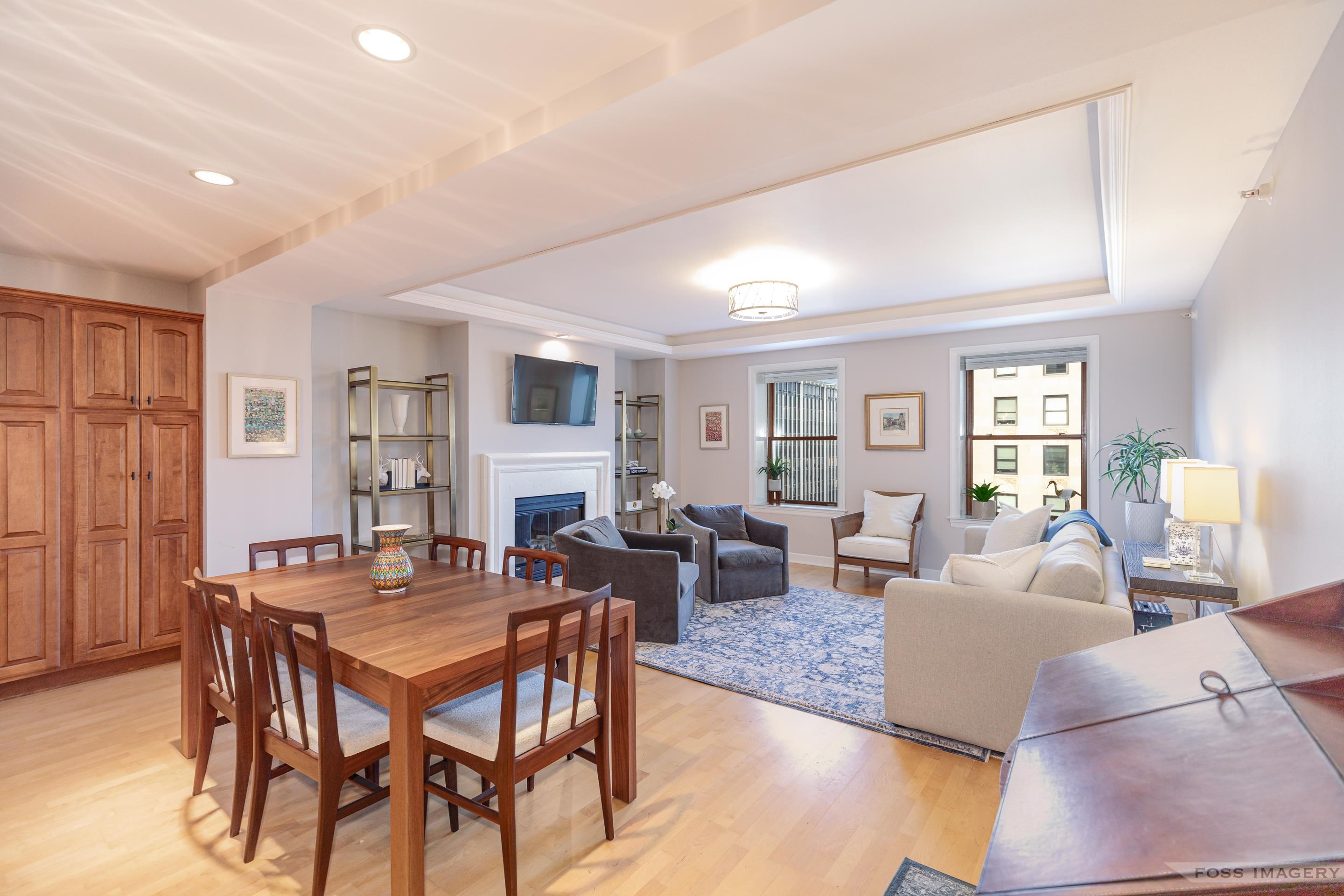 123 W Washington Avenue 804