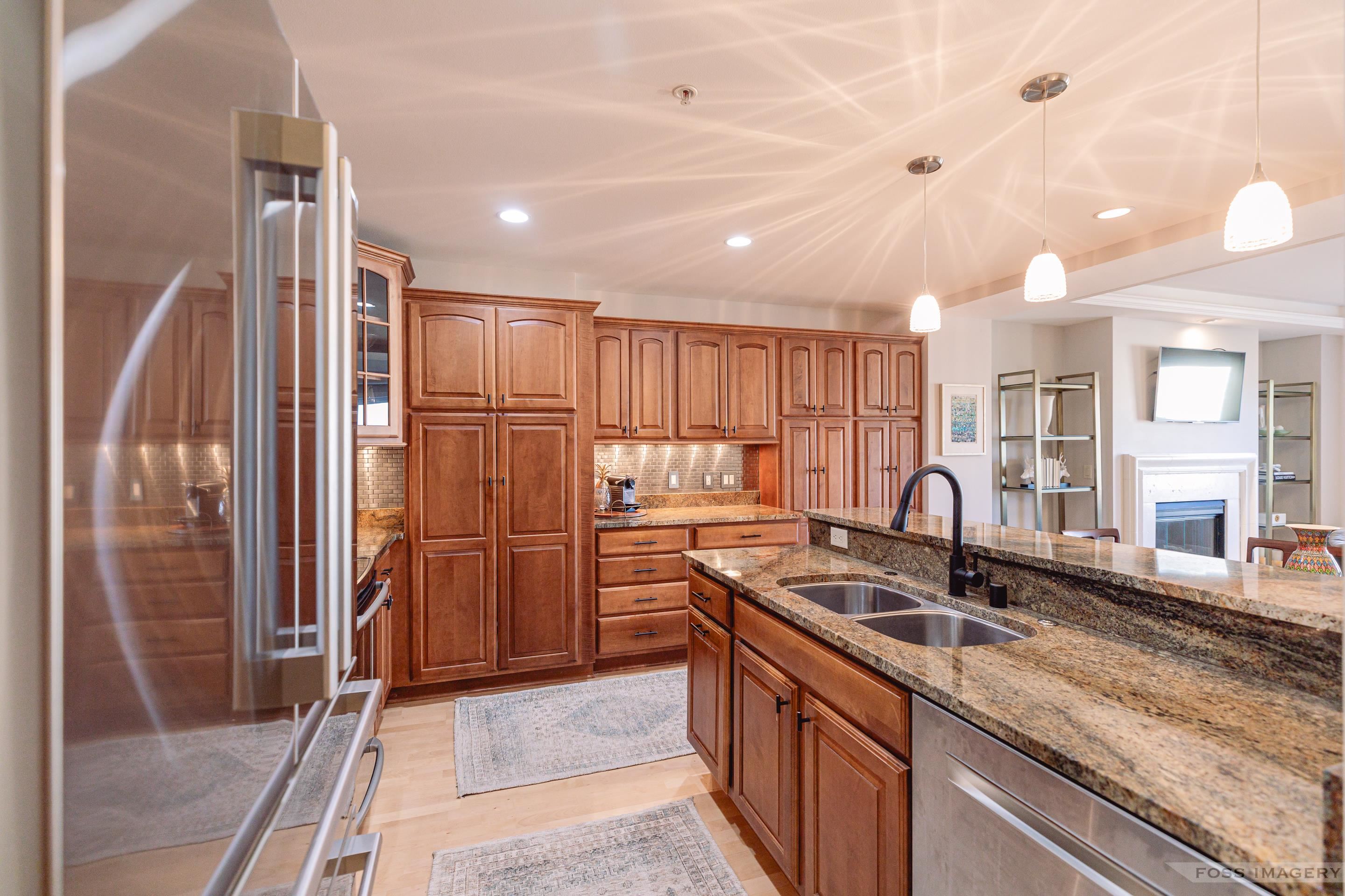 123 W Washington Avenue 804