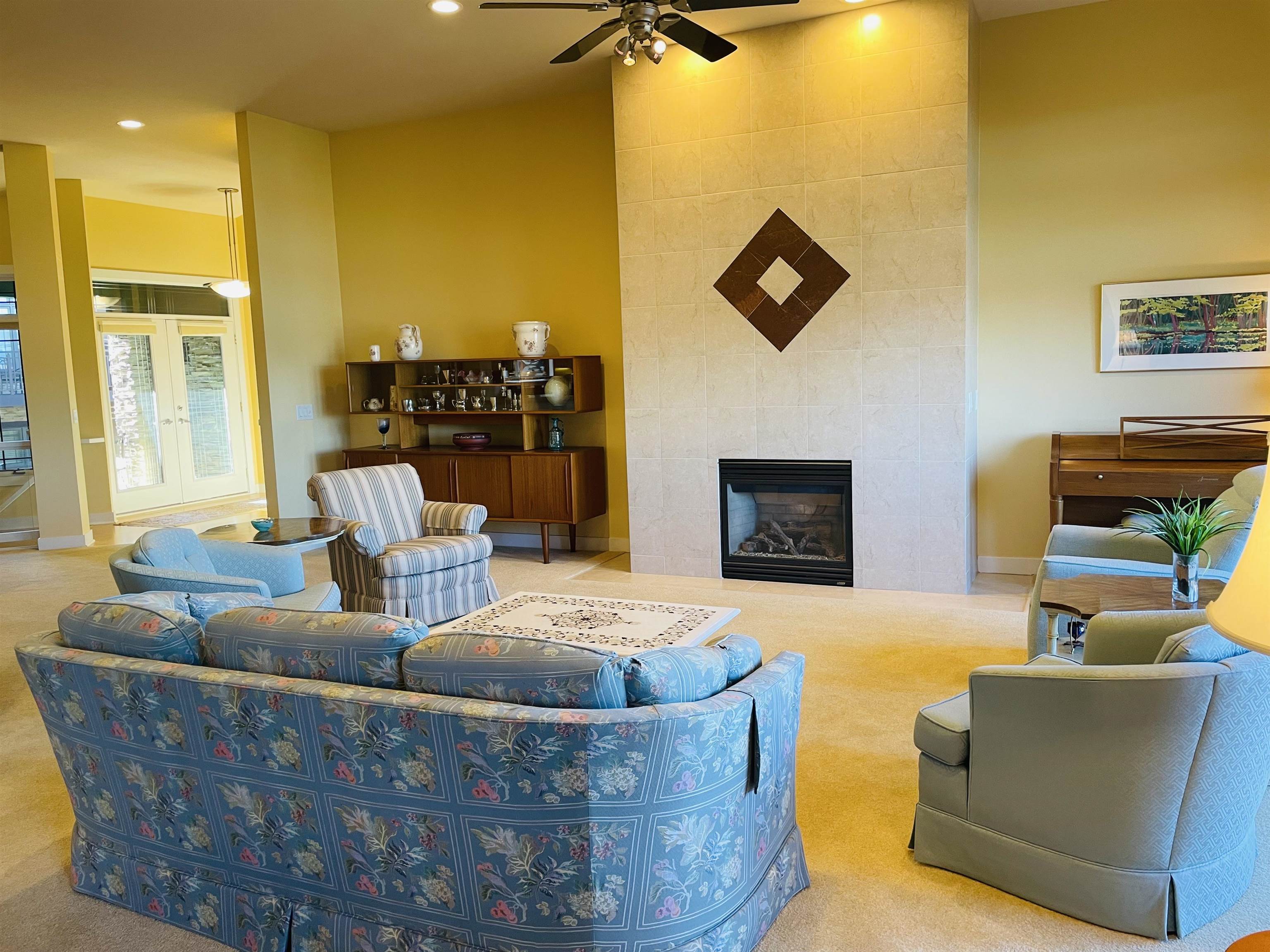 1830 Breezy Trail