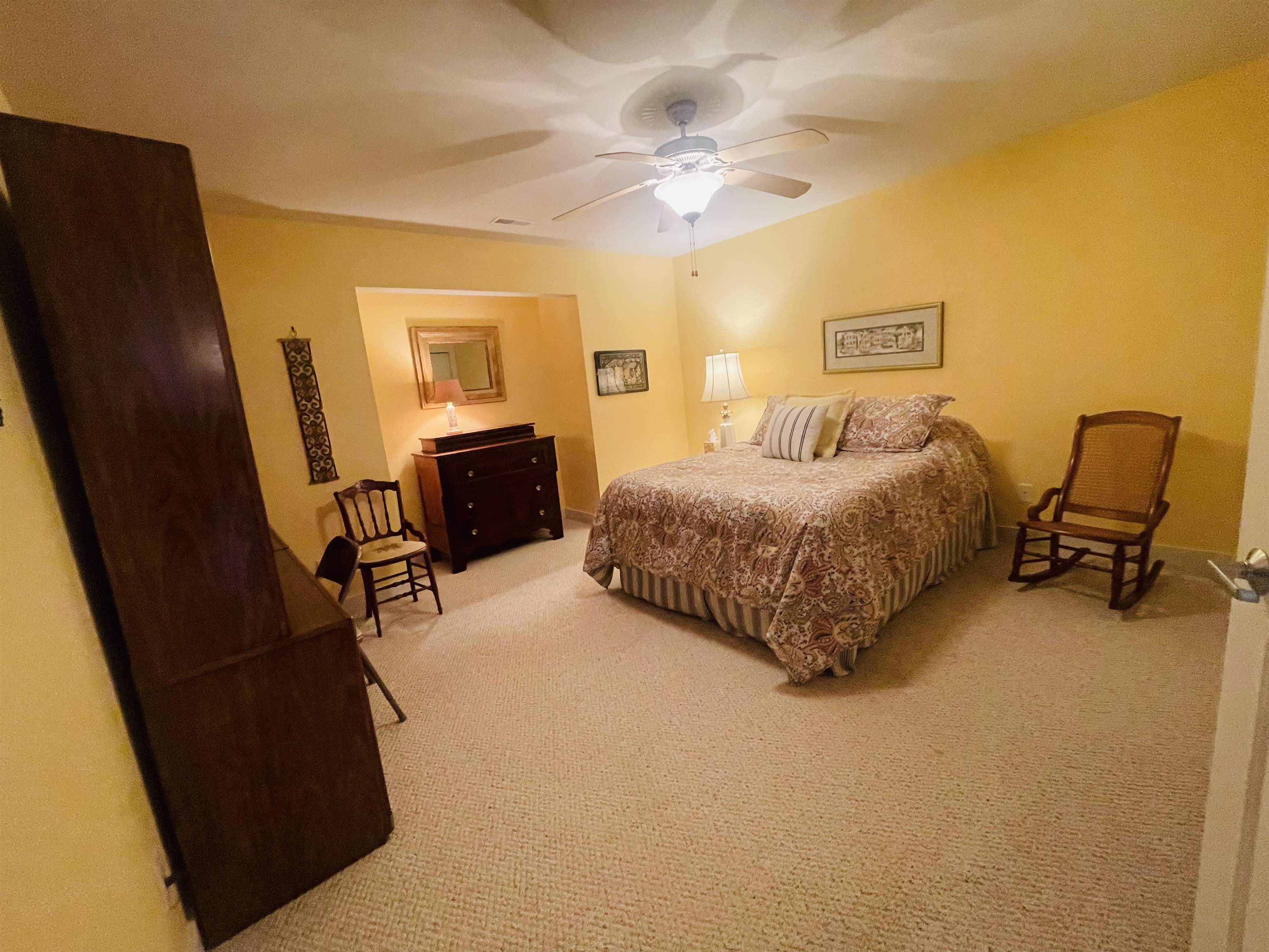 1830 Breezy Trail