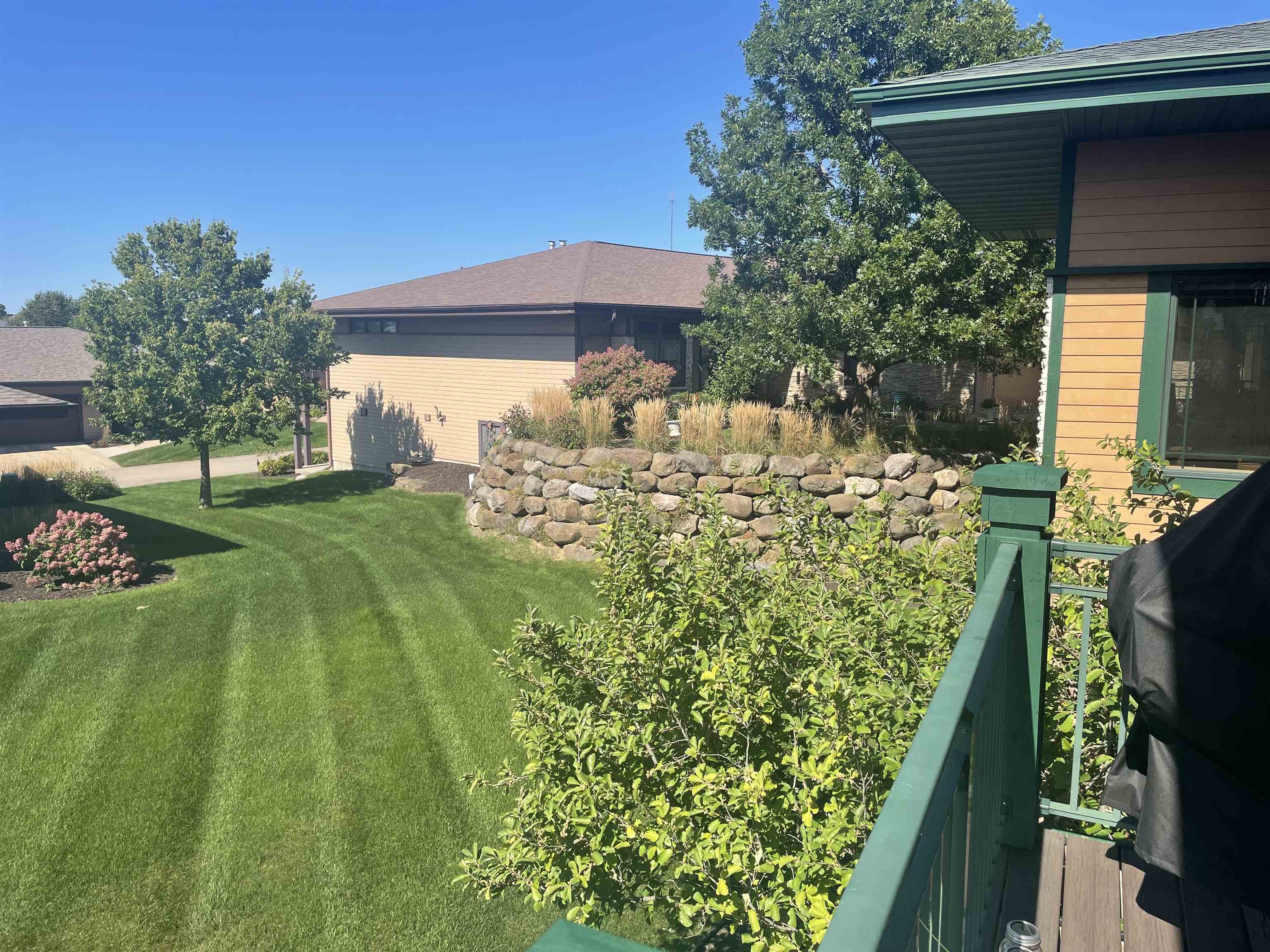 1830 Breezy Trail