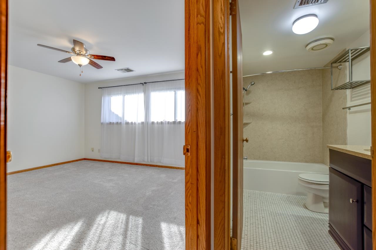 2829 Century Harbor Road 2