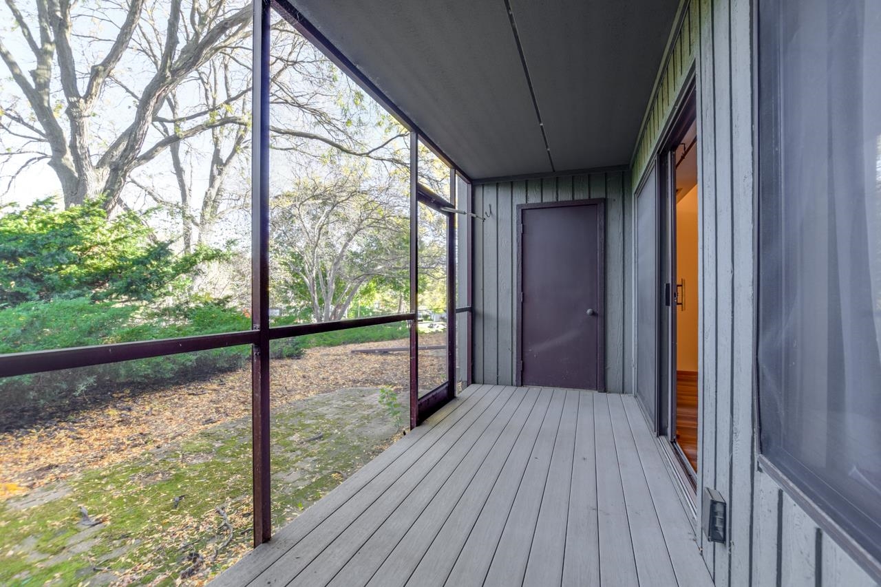 2829 Century Harbor Road 2
