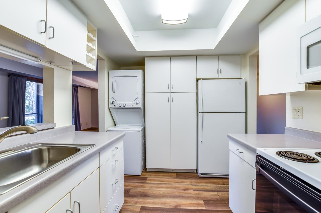 2829 Century Harbor Road 2