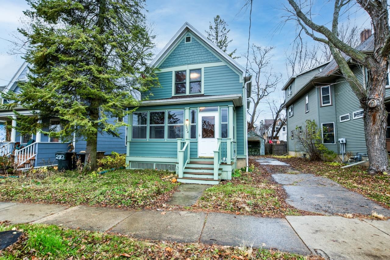 2024 E Main Street