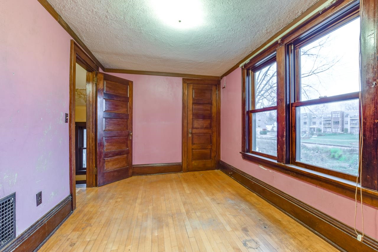 2024 E Main Street