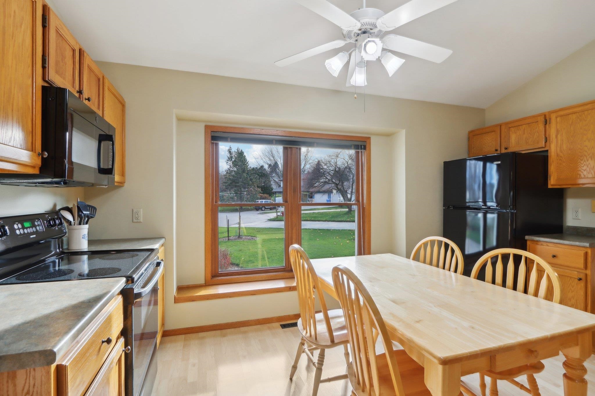 5816 Chesapeake Circle