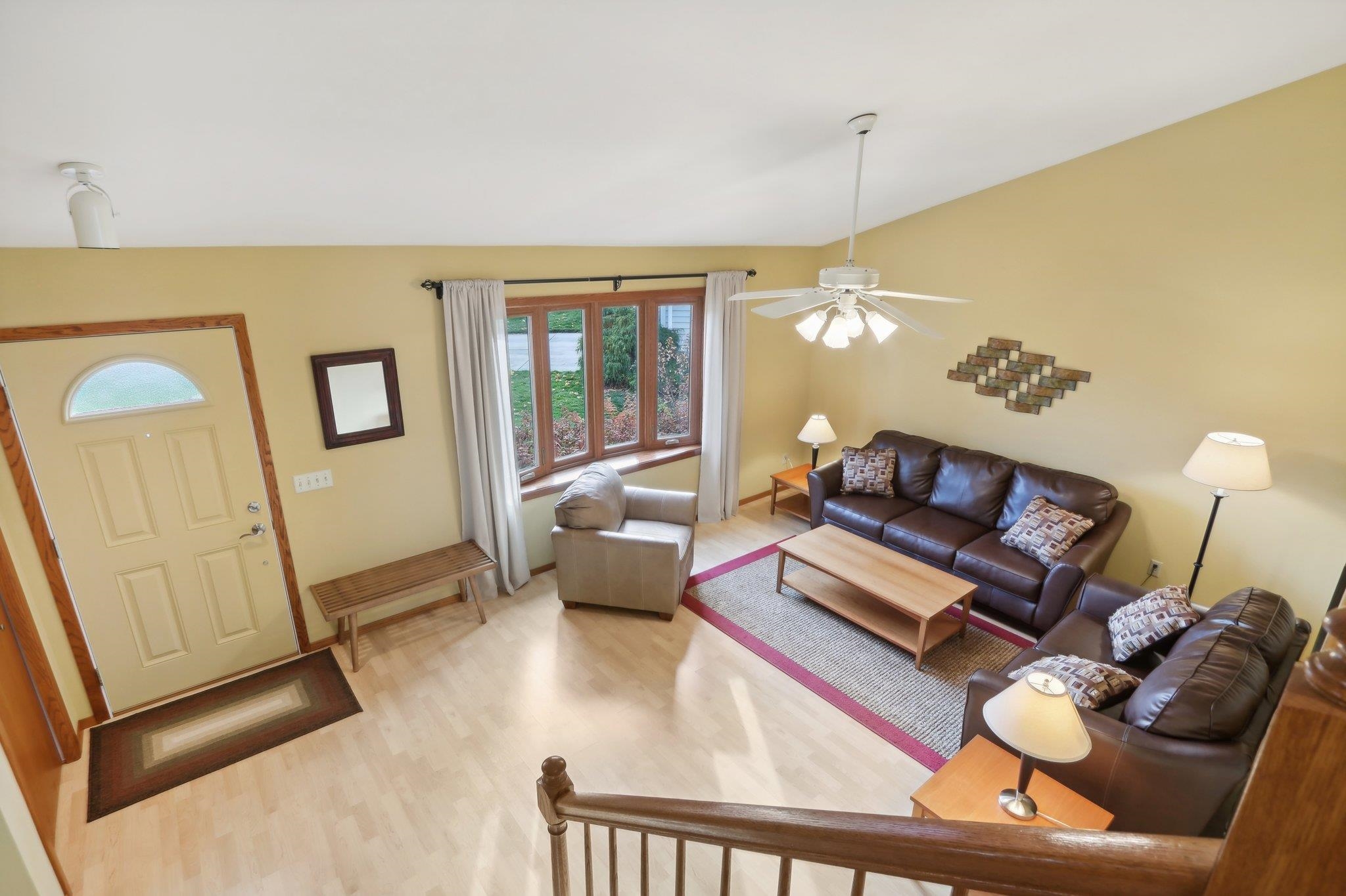 5816 Chesapeake Circle