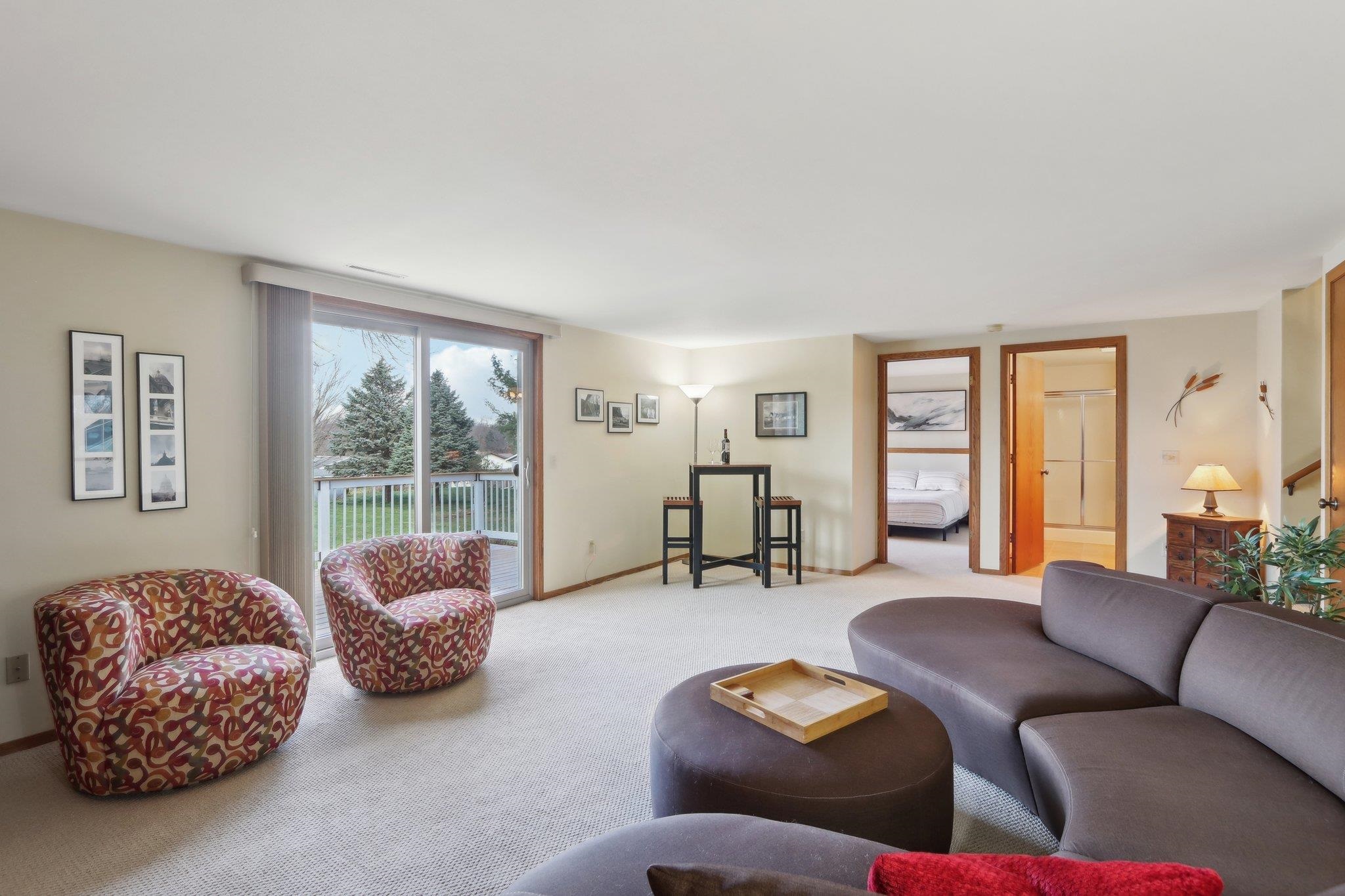 5816 Chesapeake Circle