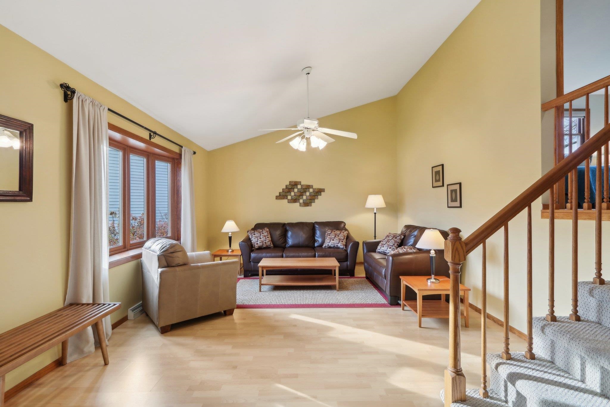 5816 Chesapeake Circle