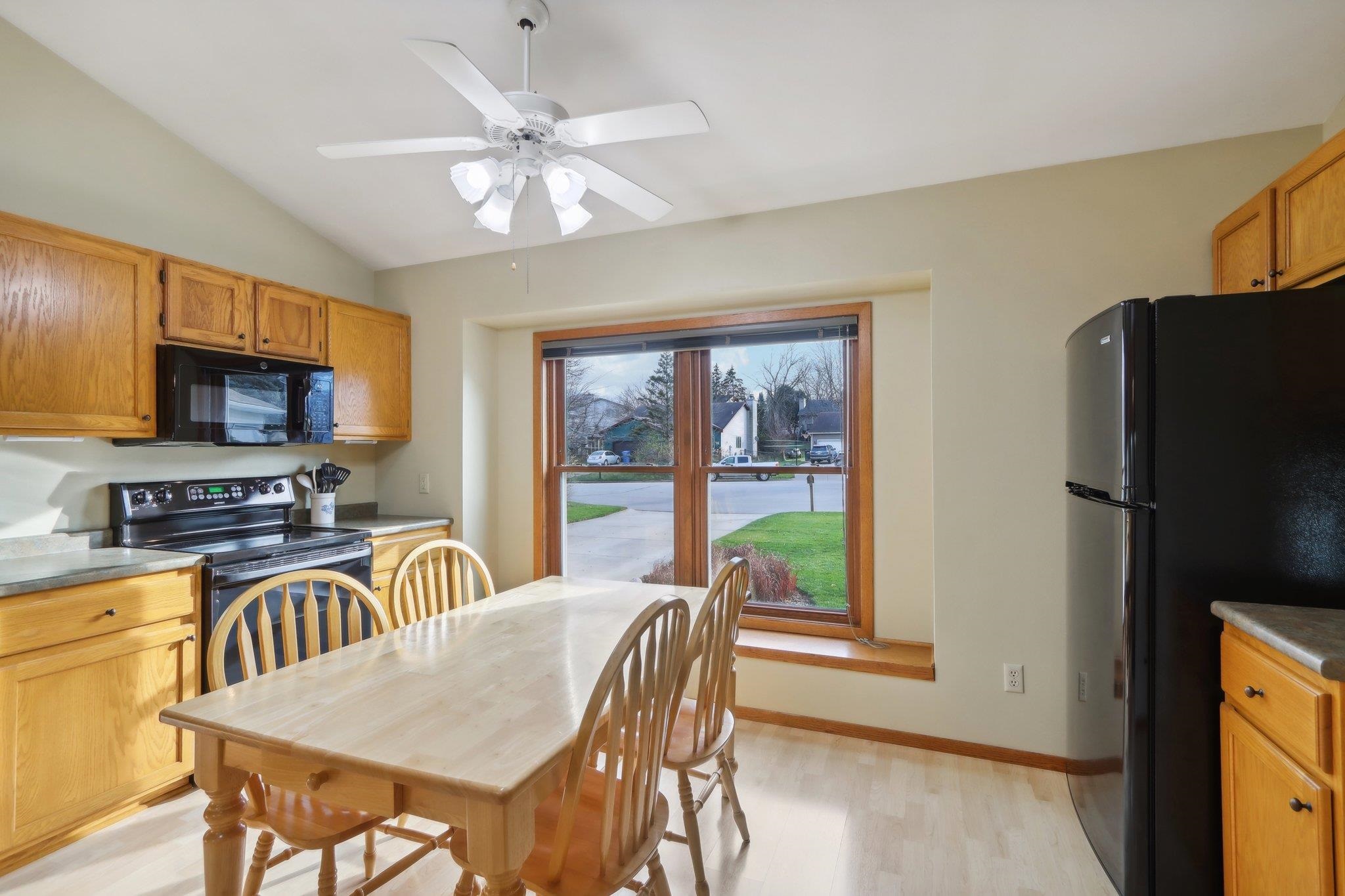 5816 Chesapeake Circle