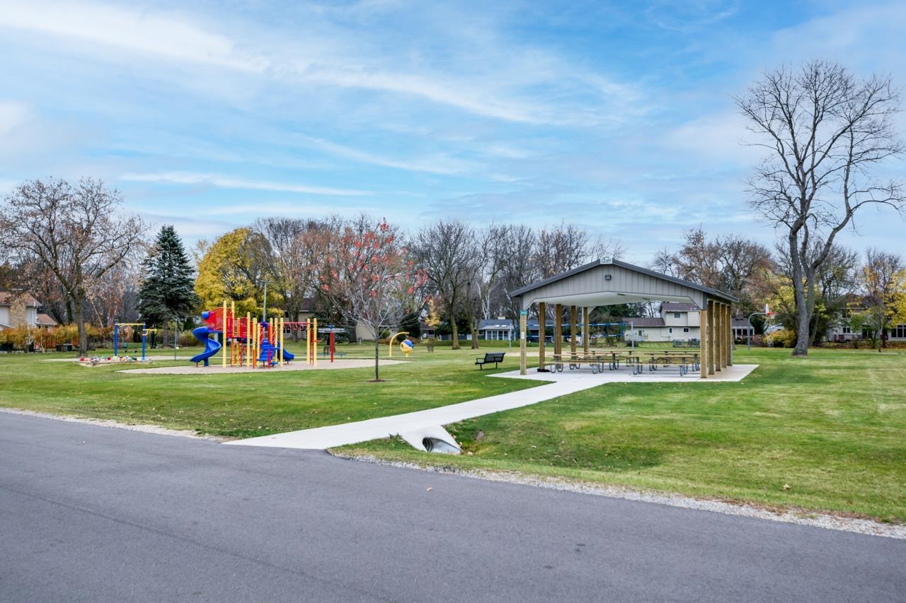 3484 Cottontail Trail
